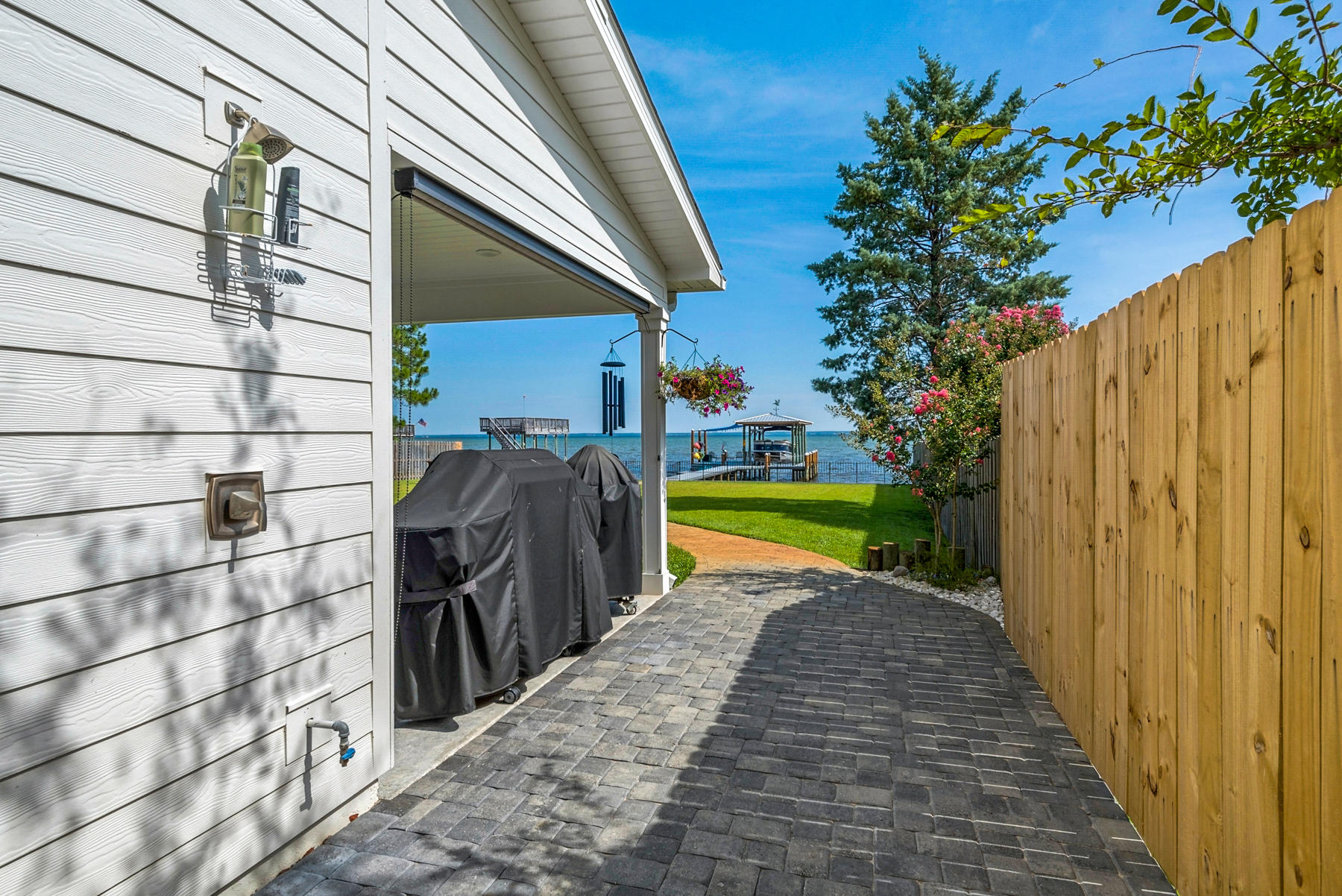 NONESUCH WAY - Residential