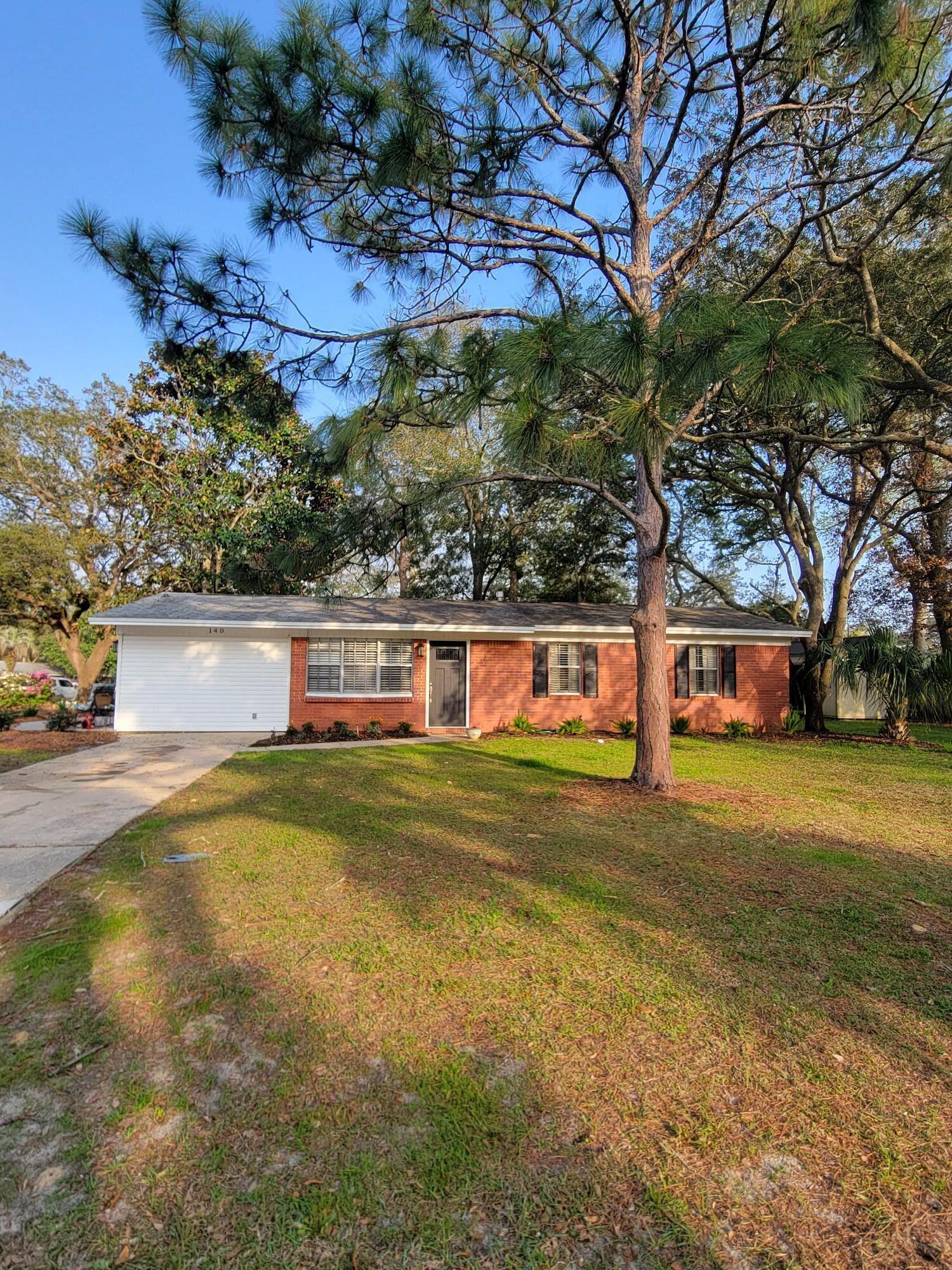 OLDE FORT WALTON (242201.00) - Residential