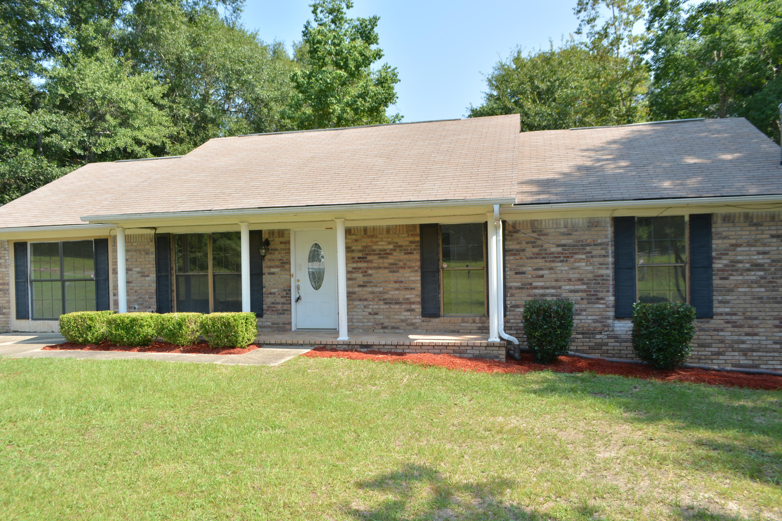 NO RECORDED SUBDIVISION - Residential