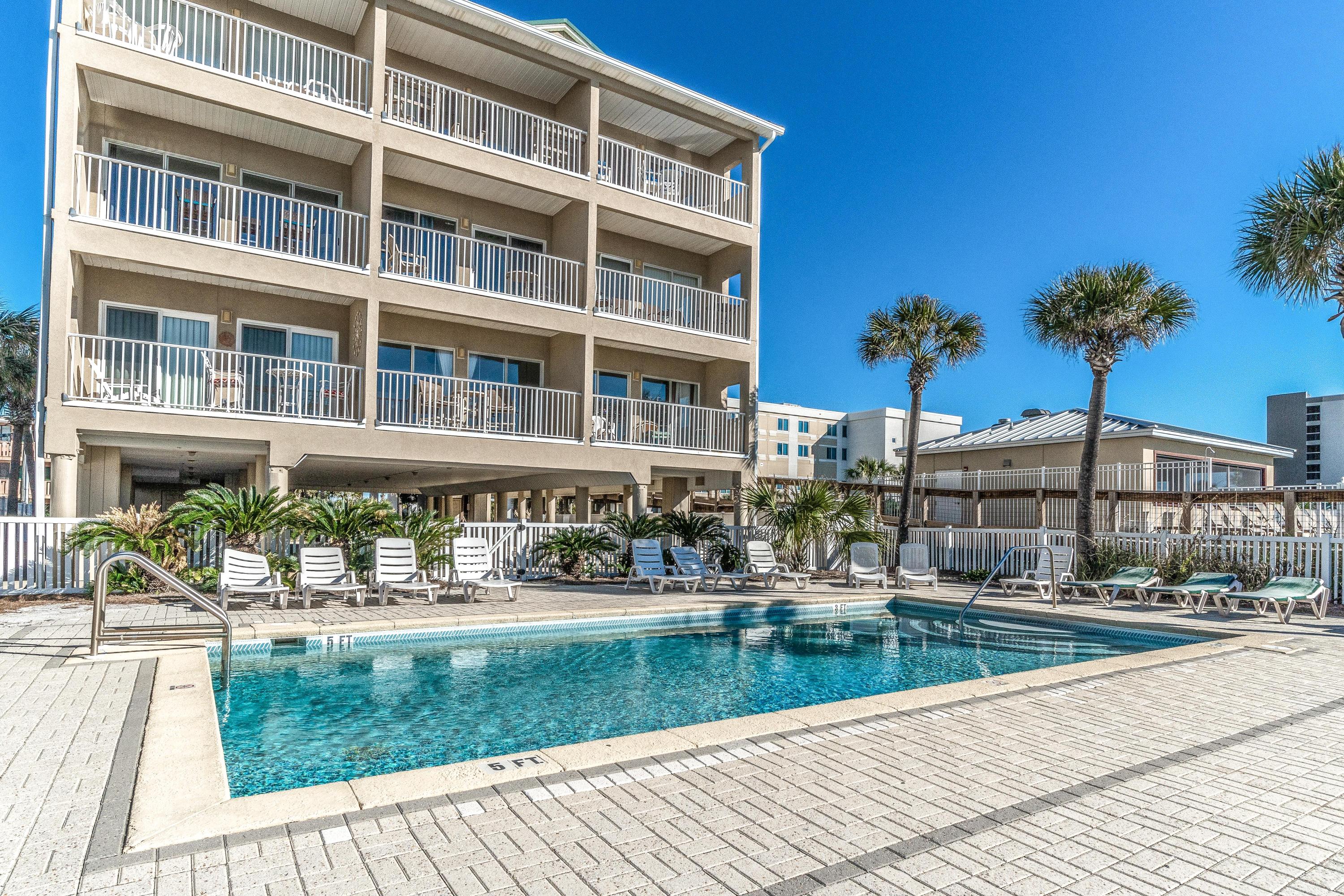 VERANDA CONDO - Residential