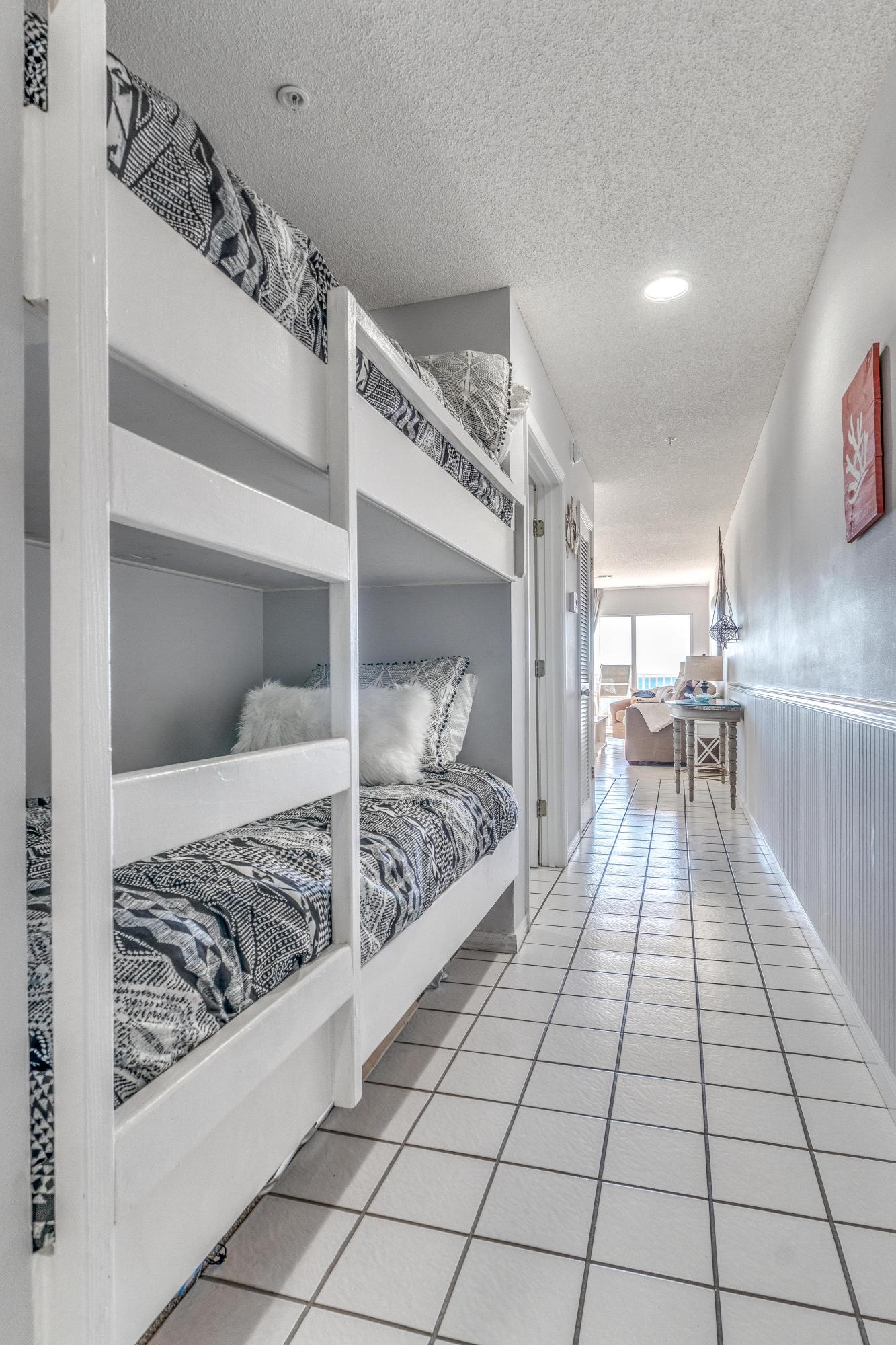 VERANDA CONDO - Residential