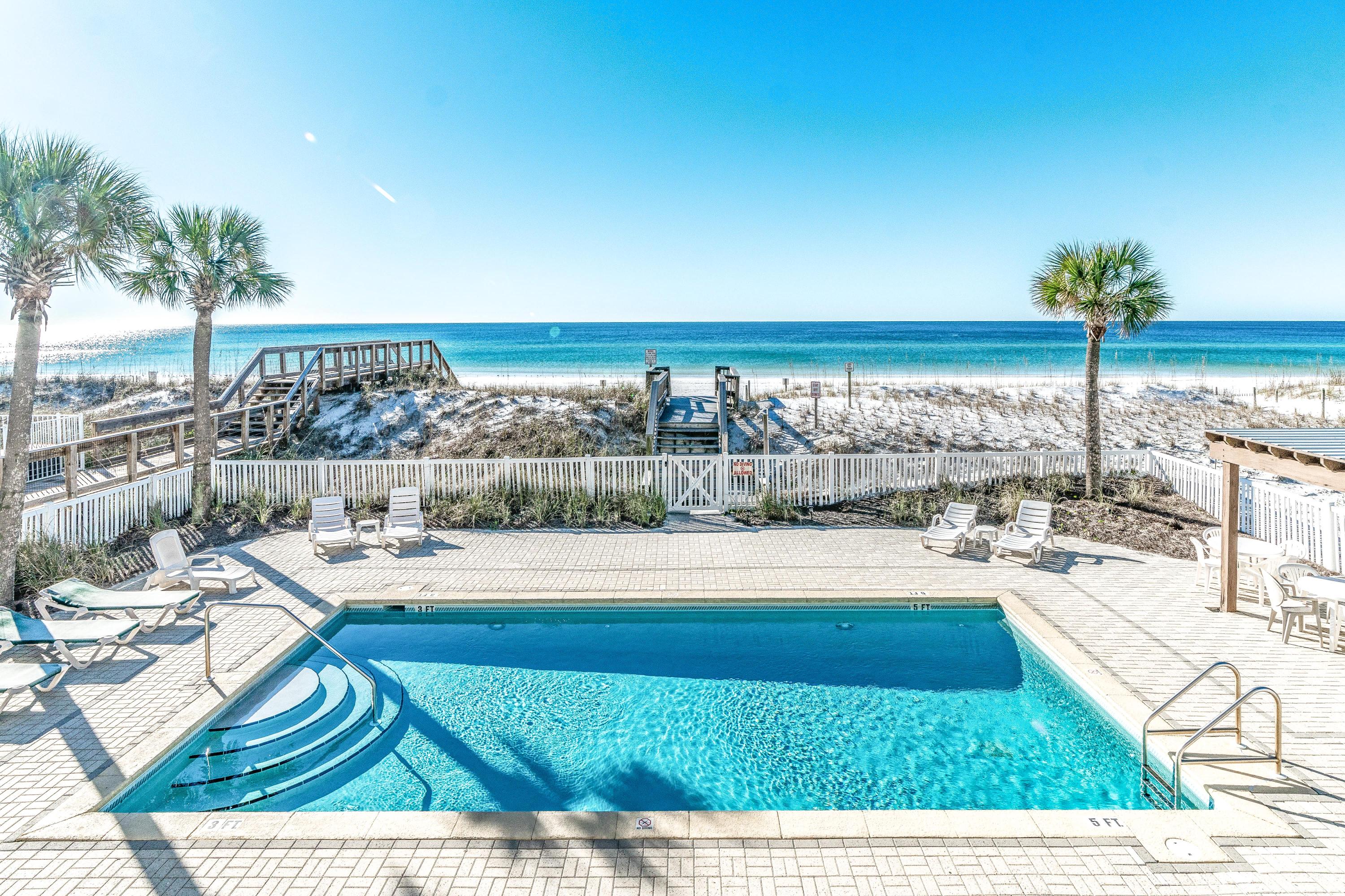 VERANDA CONDO - Residential