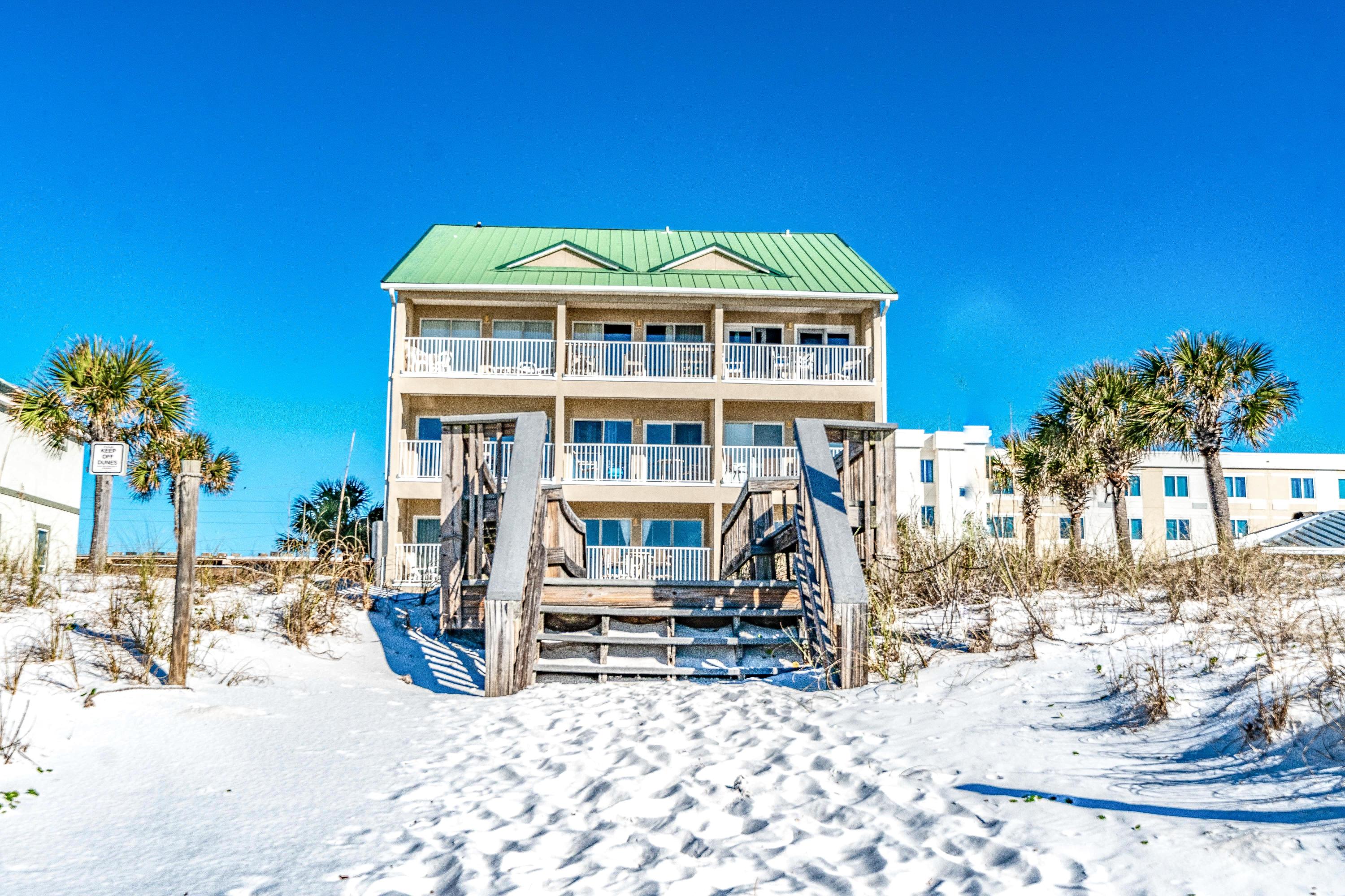 VERANDA CONDO - Residential