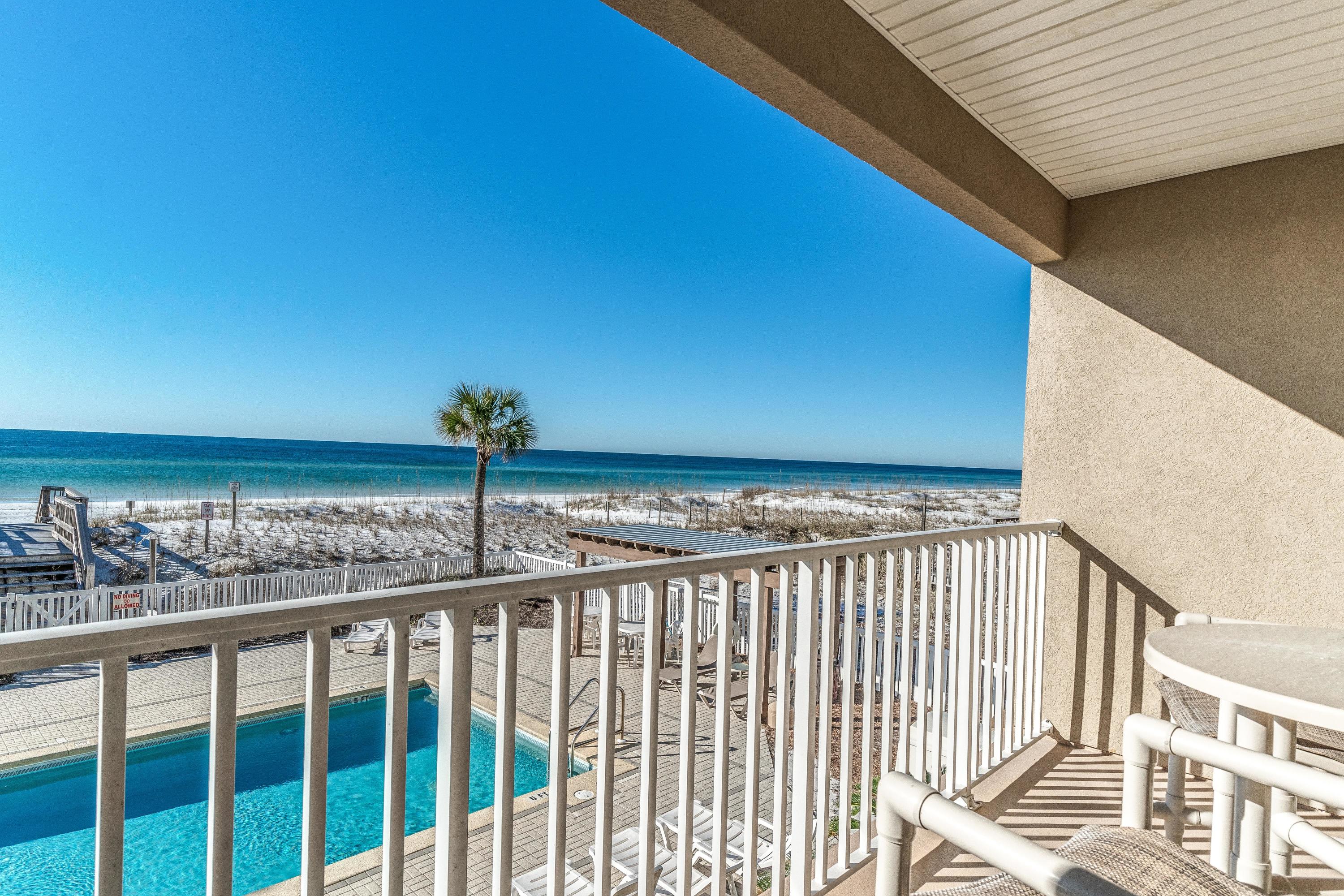 VERANDA CONDO - Residential