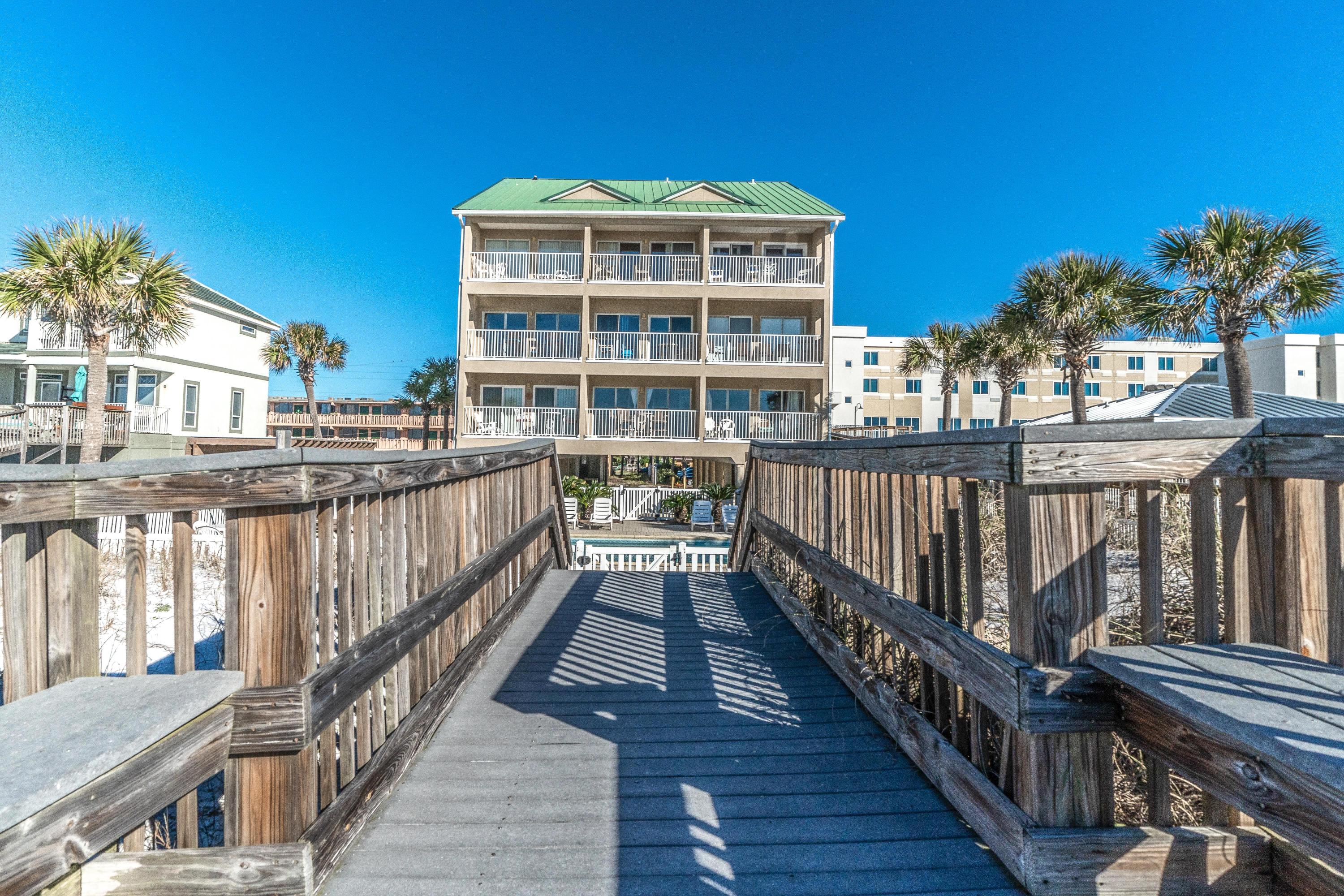 VERANDA CONDO - Residential