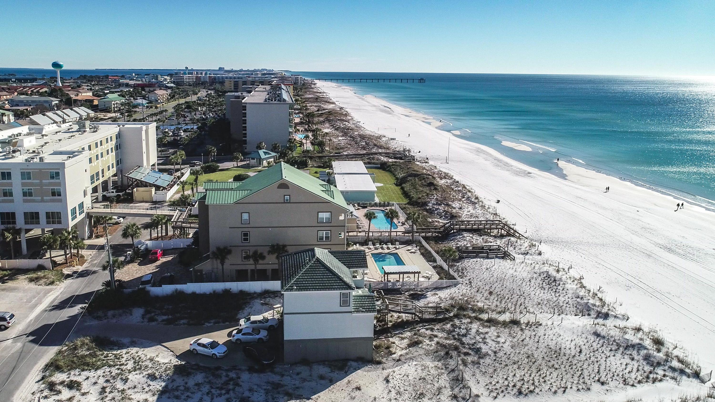 VERANDA CONDO - Residential