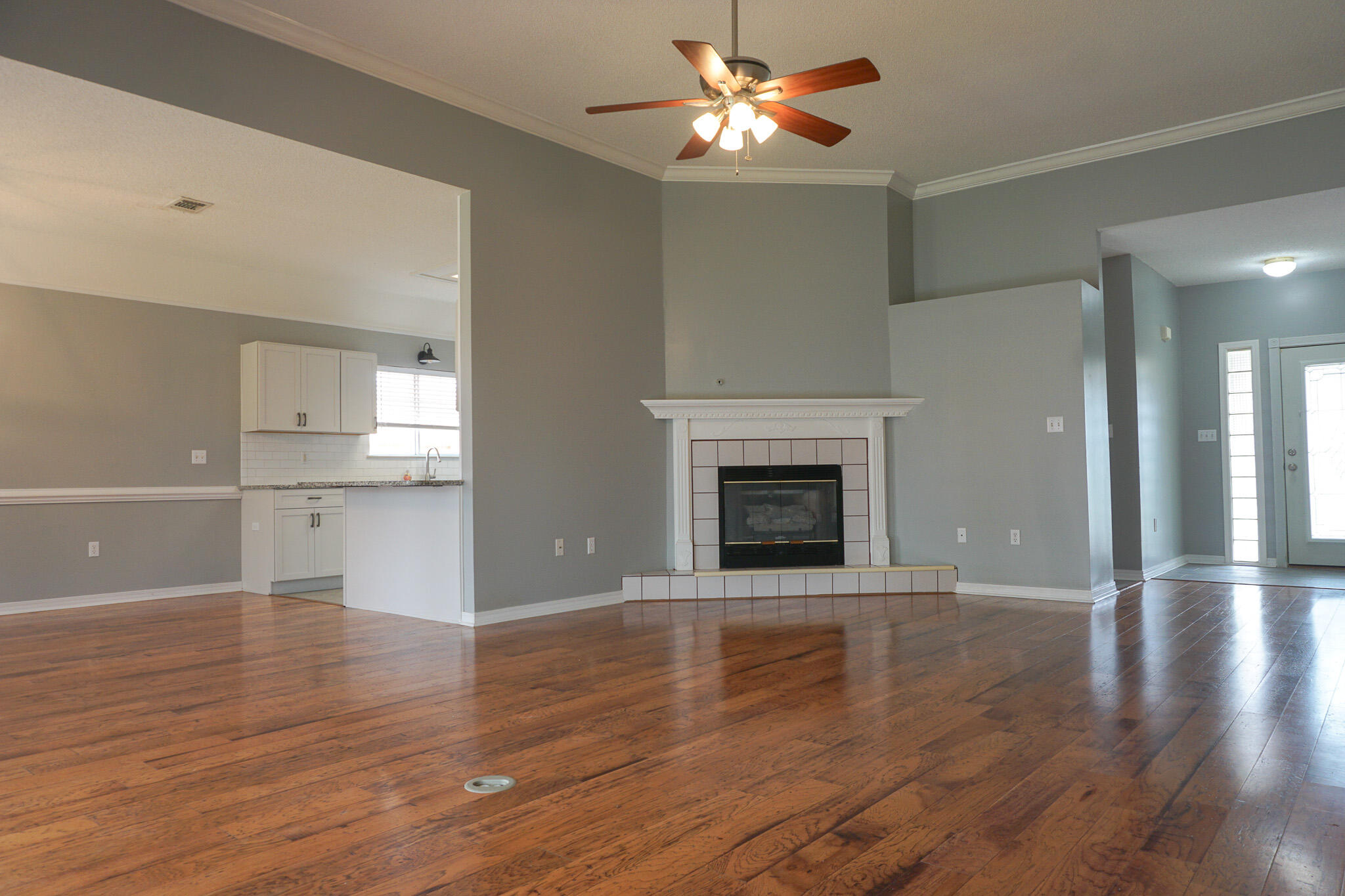 HARBOR BREEZE - Residential Lease