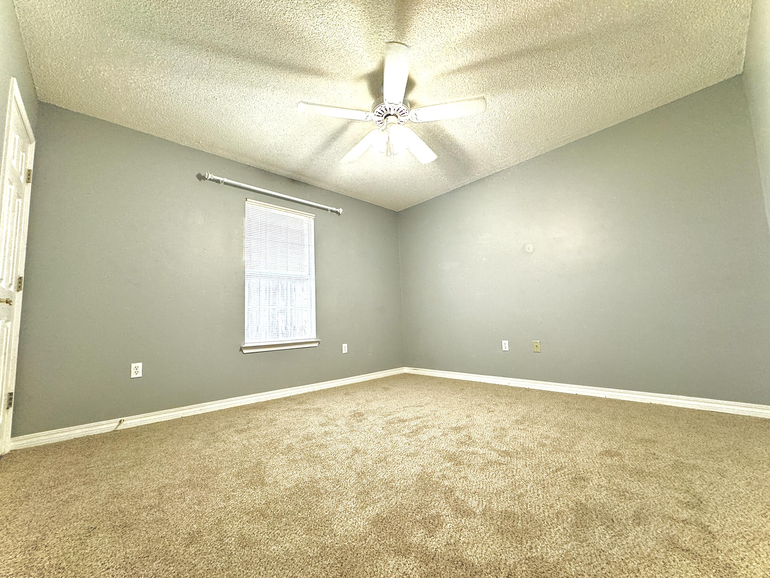 HARBOR BREEZE - Residential Lease