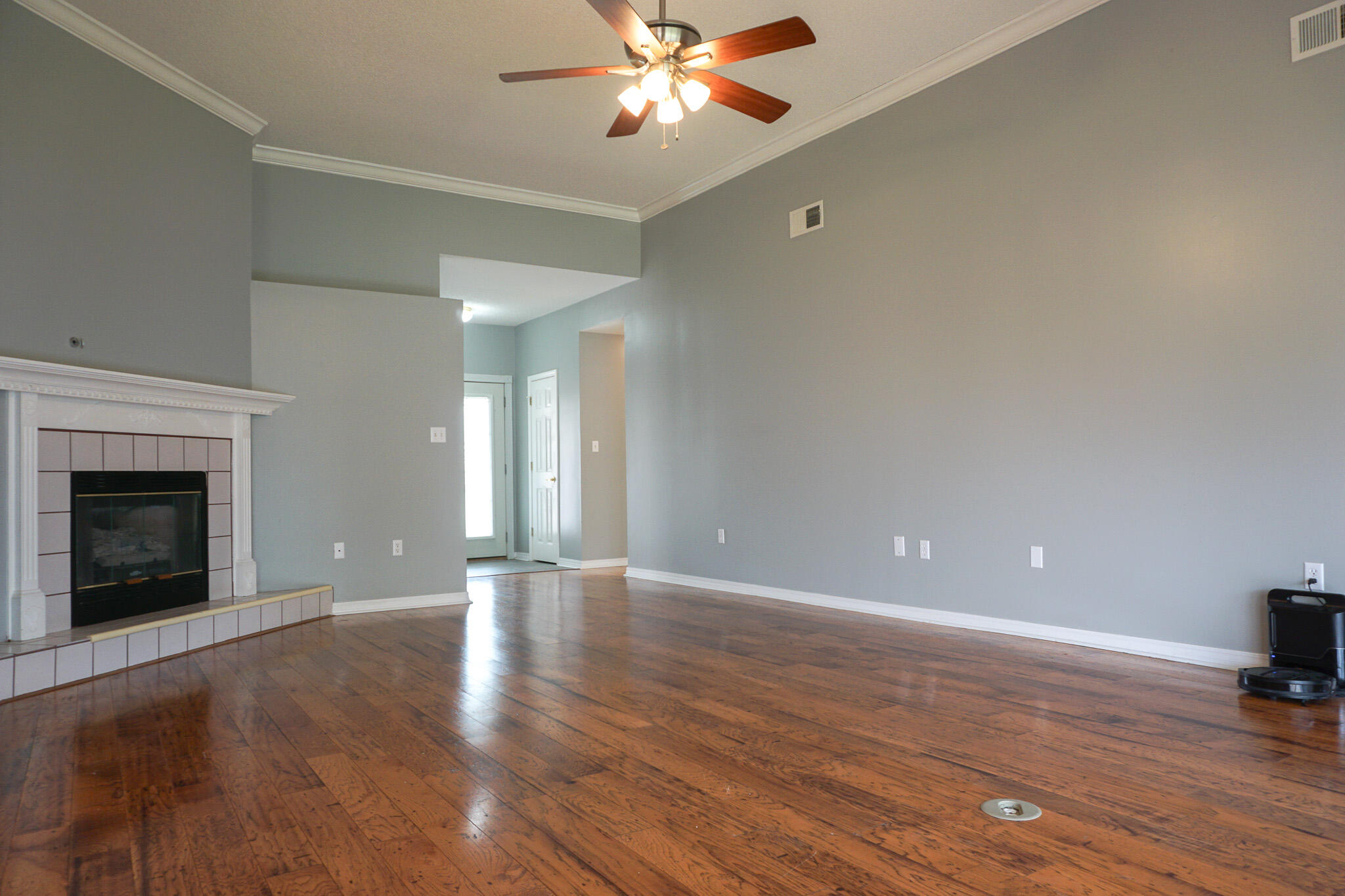 HARBOR BREEZE - Residential Lease