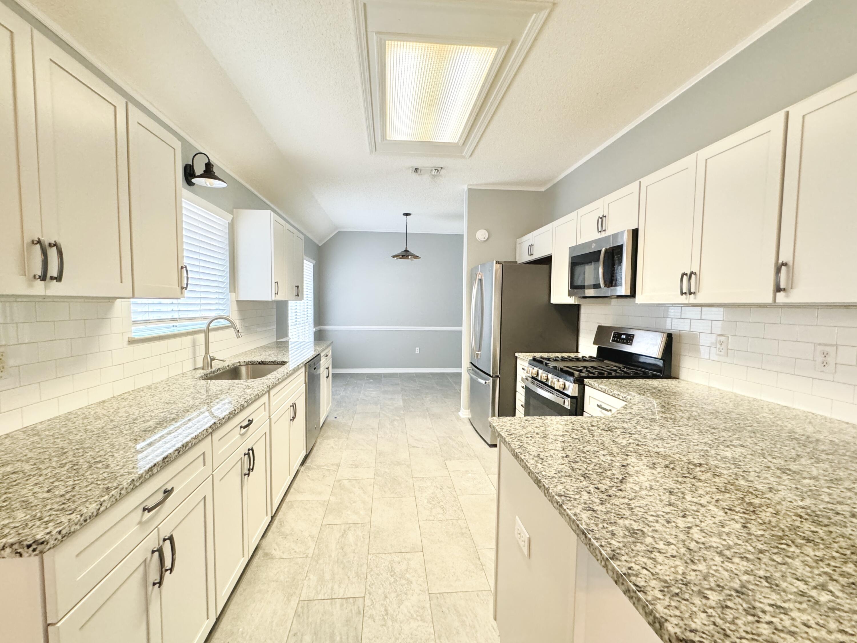 HARBOR BREEZE - Residential Lease