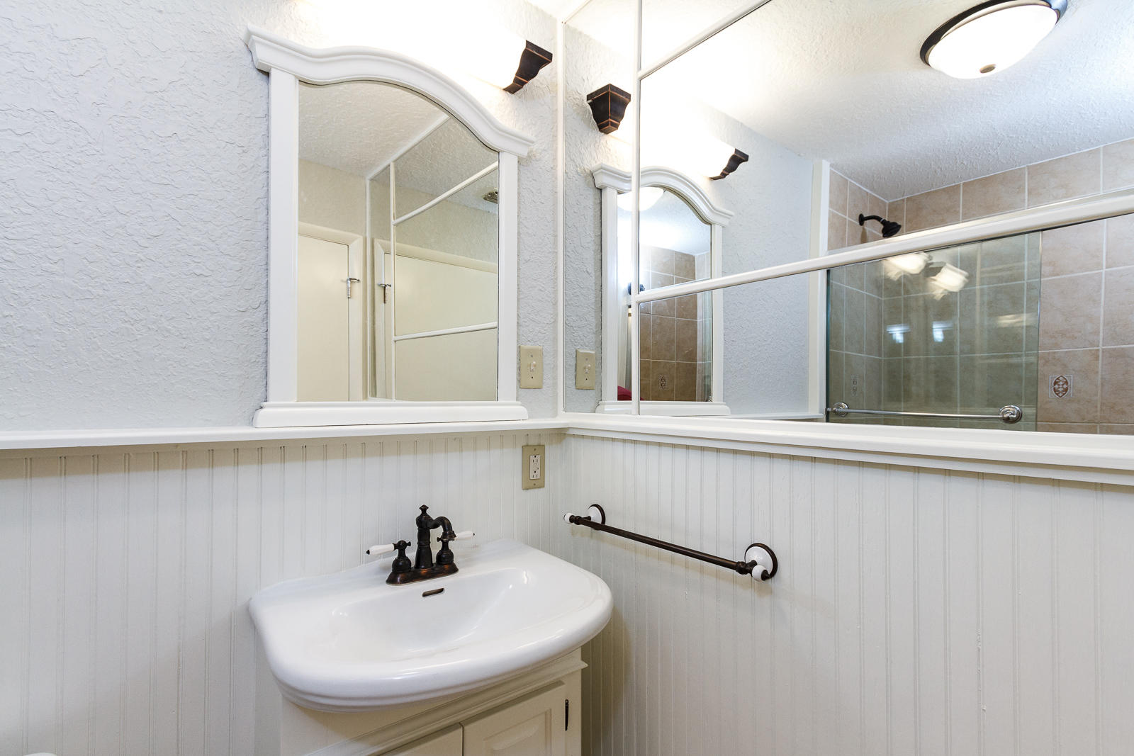 VESTA HEIGHTS 1ST ADDN - Residential