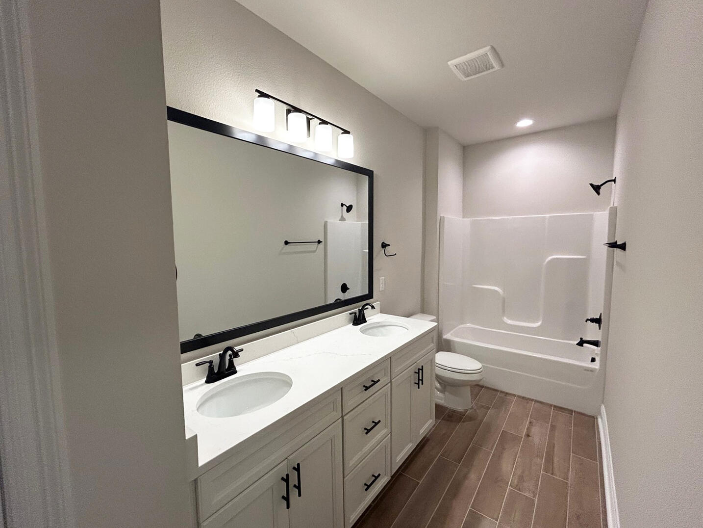 HAMMOCK BAY - STARBURST - Residential