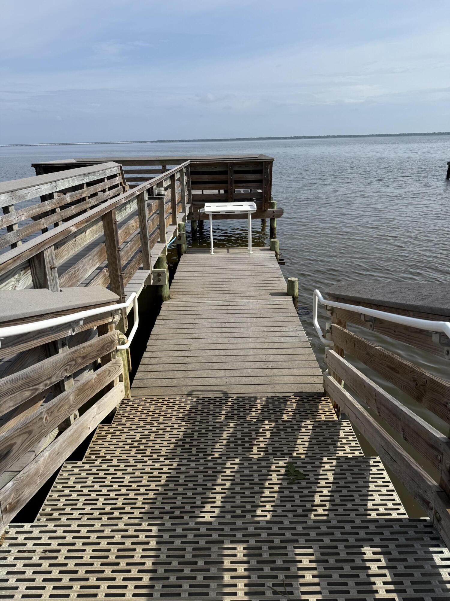 MAGNOLIA BEACH - Land