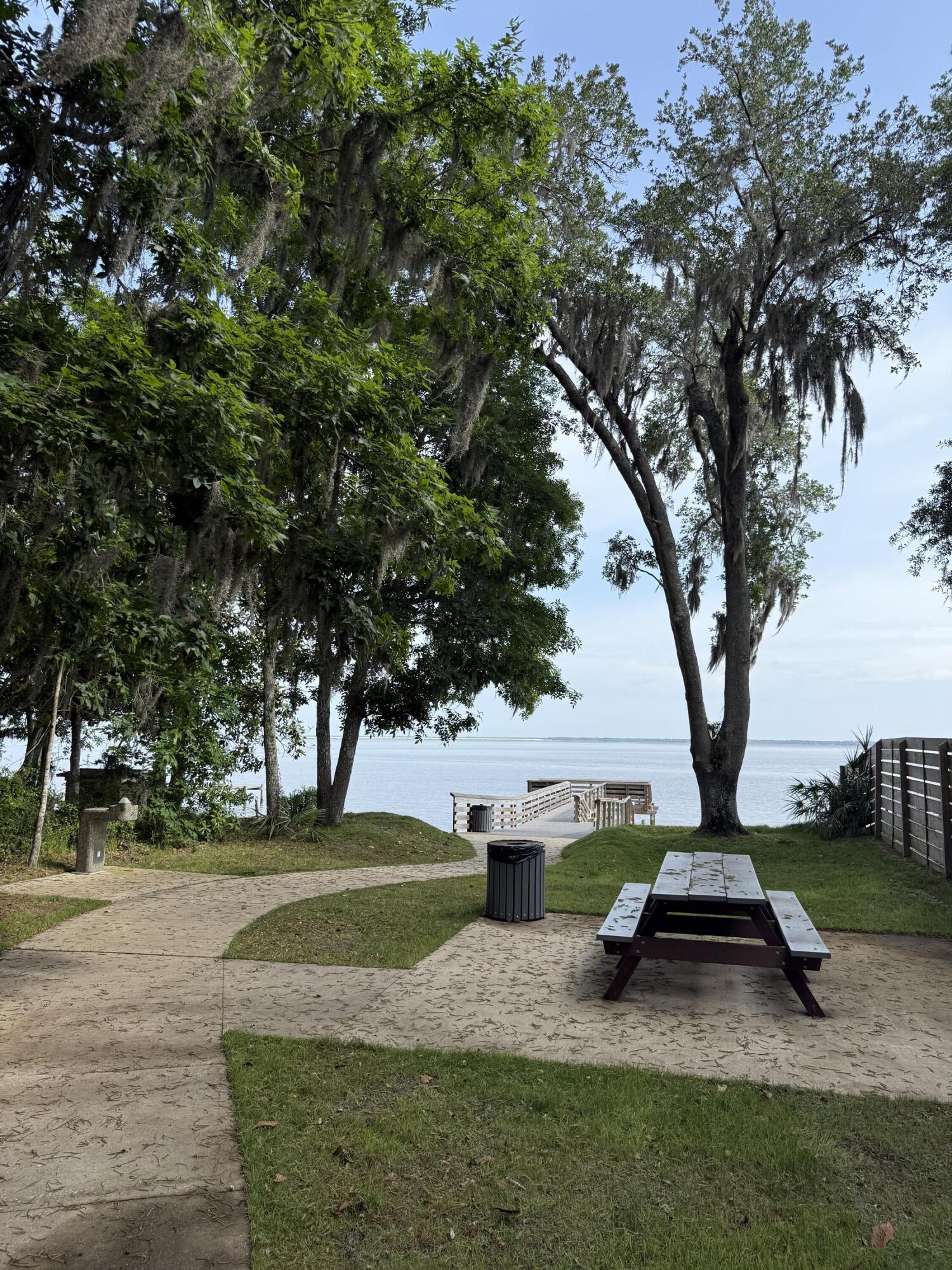 MAGNOLIA BEACH - Land