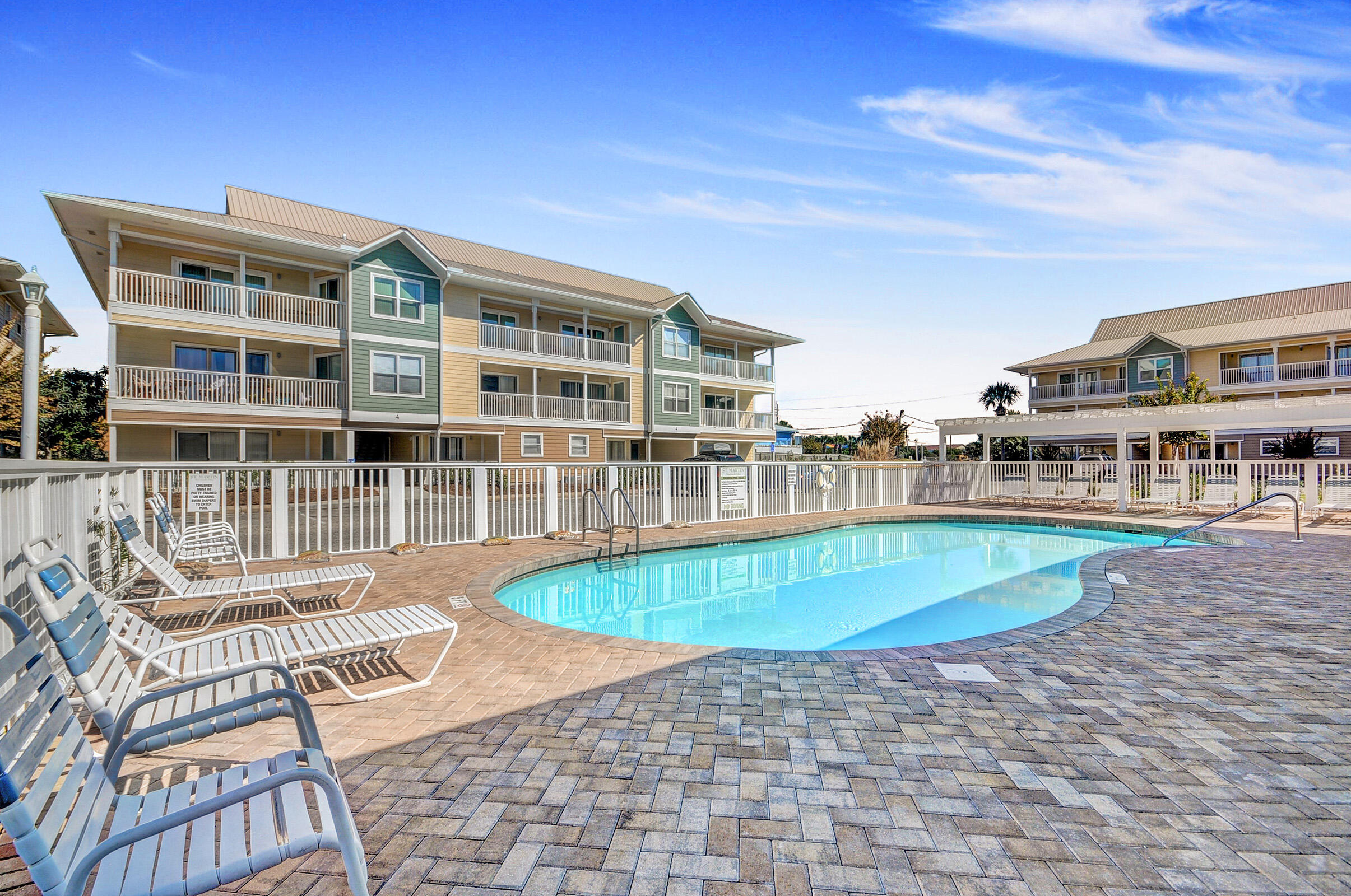 ST MARTIN BEACHWALK VILLAS - Residential