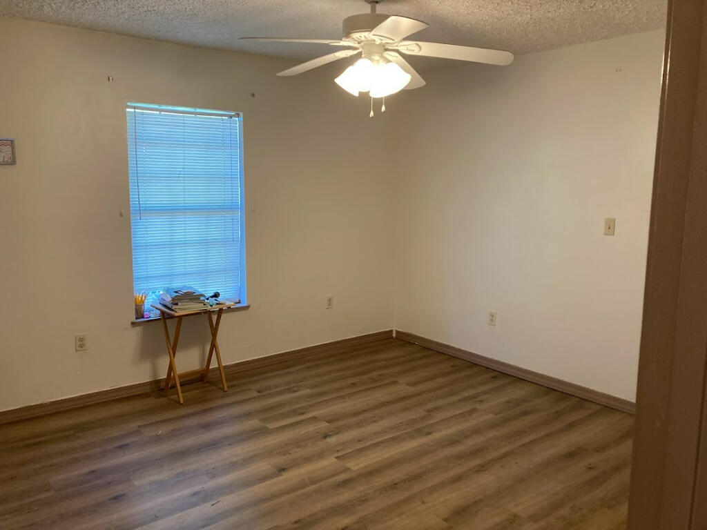 DEFUNIAK SPRINGS - Residential