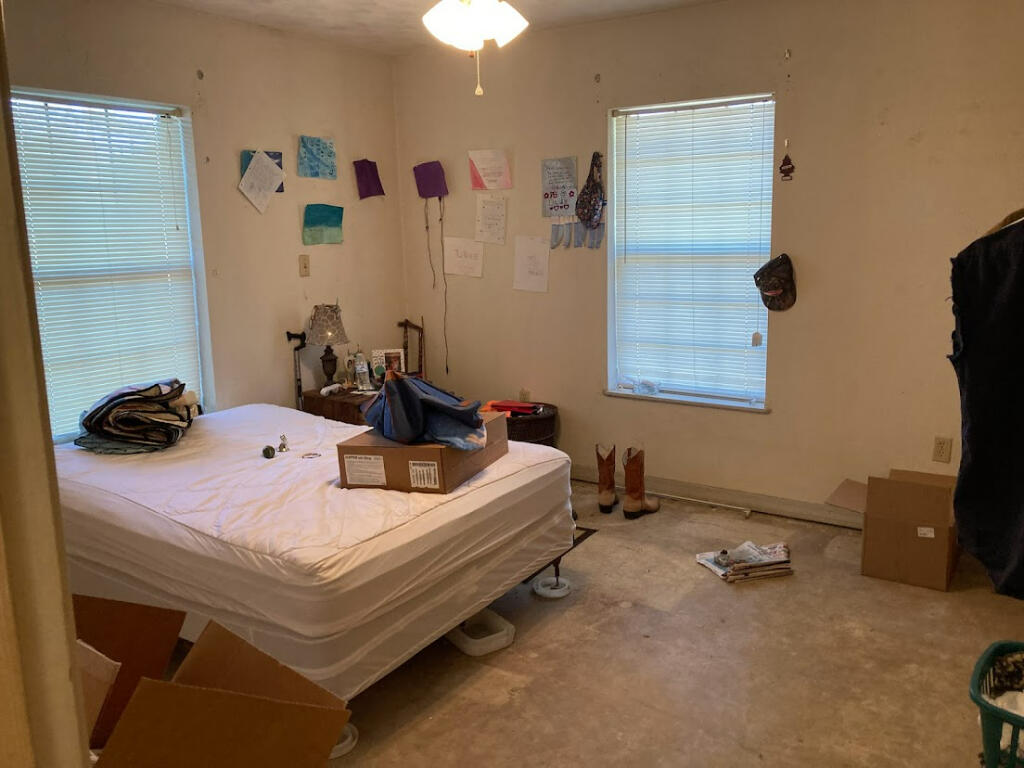 DEFUNIAK SPRINGS - Residential