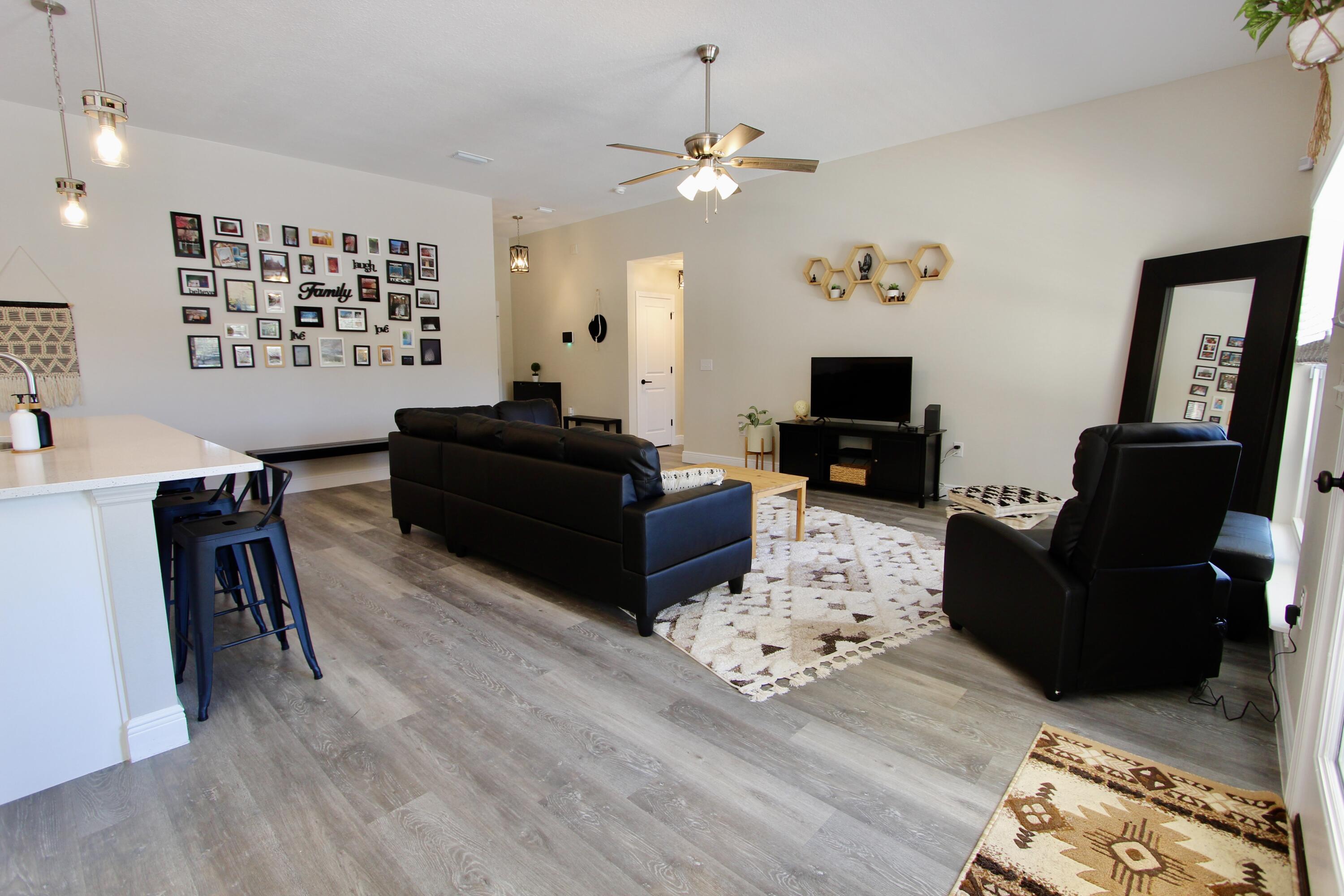 LAKE ARTHUR ESTATES - Residential