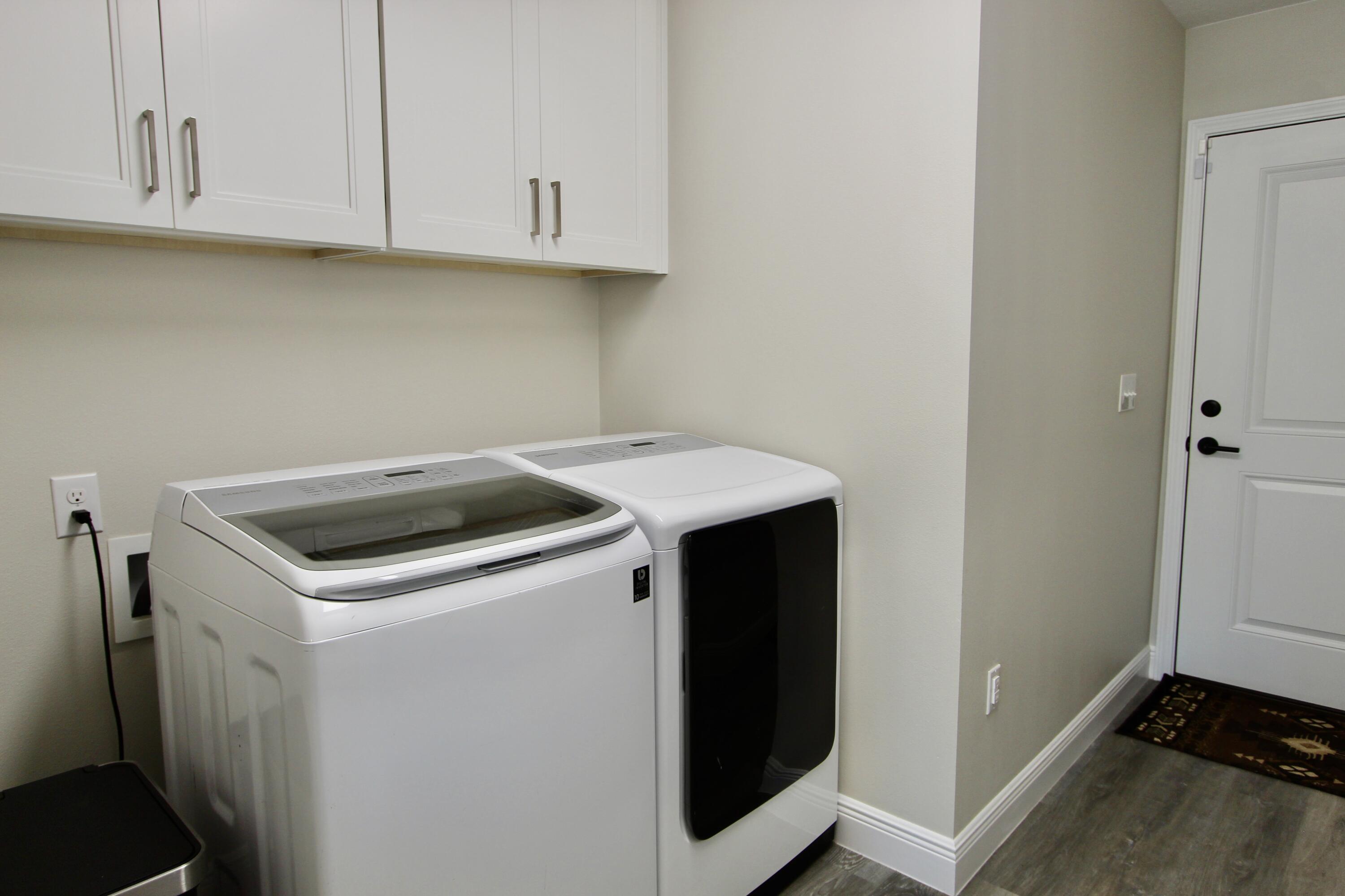 LAKE ARTHUR ESTATES - Residential