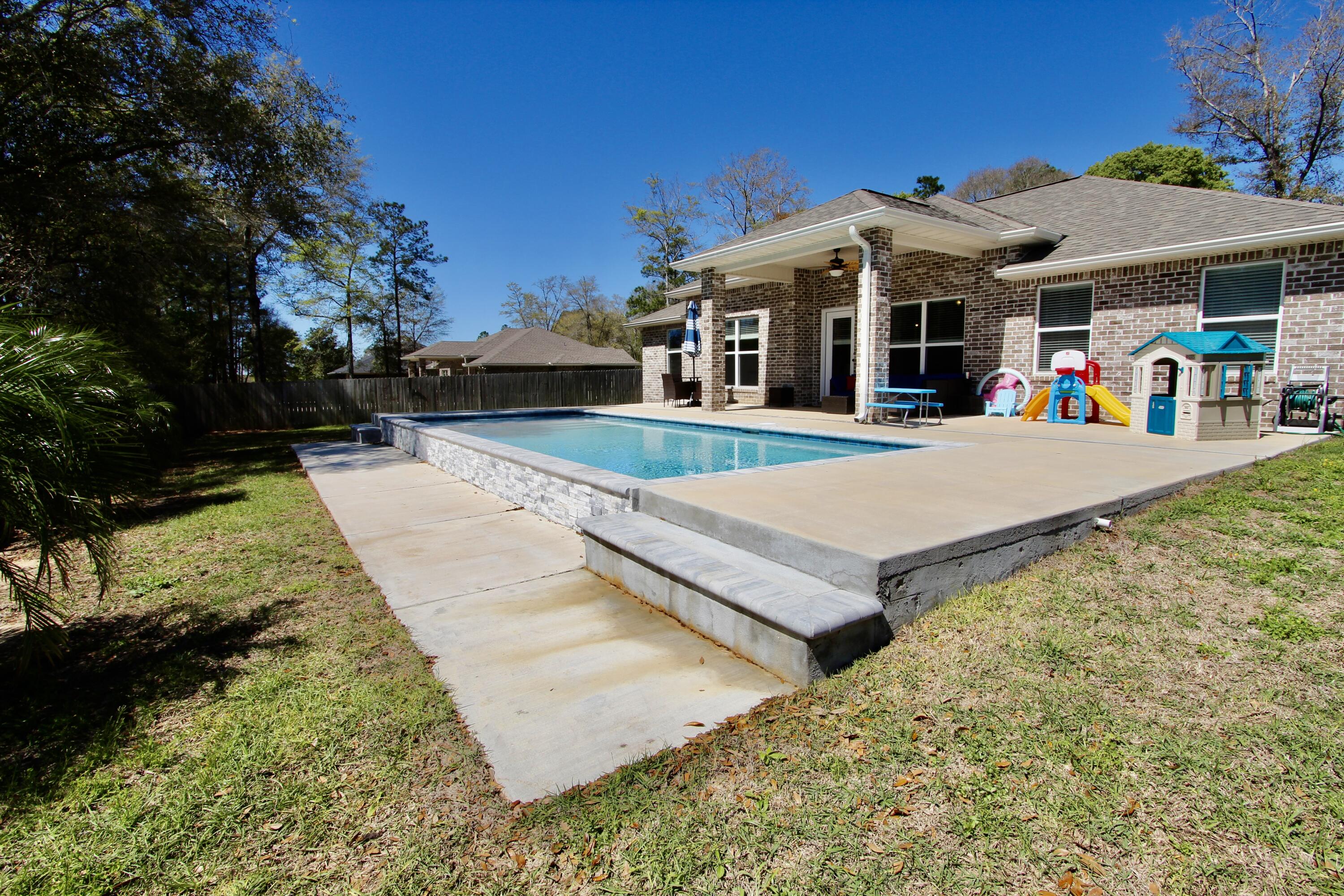 LAKE ARTHUR ESTATES - Residential