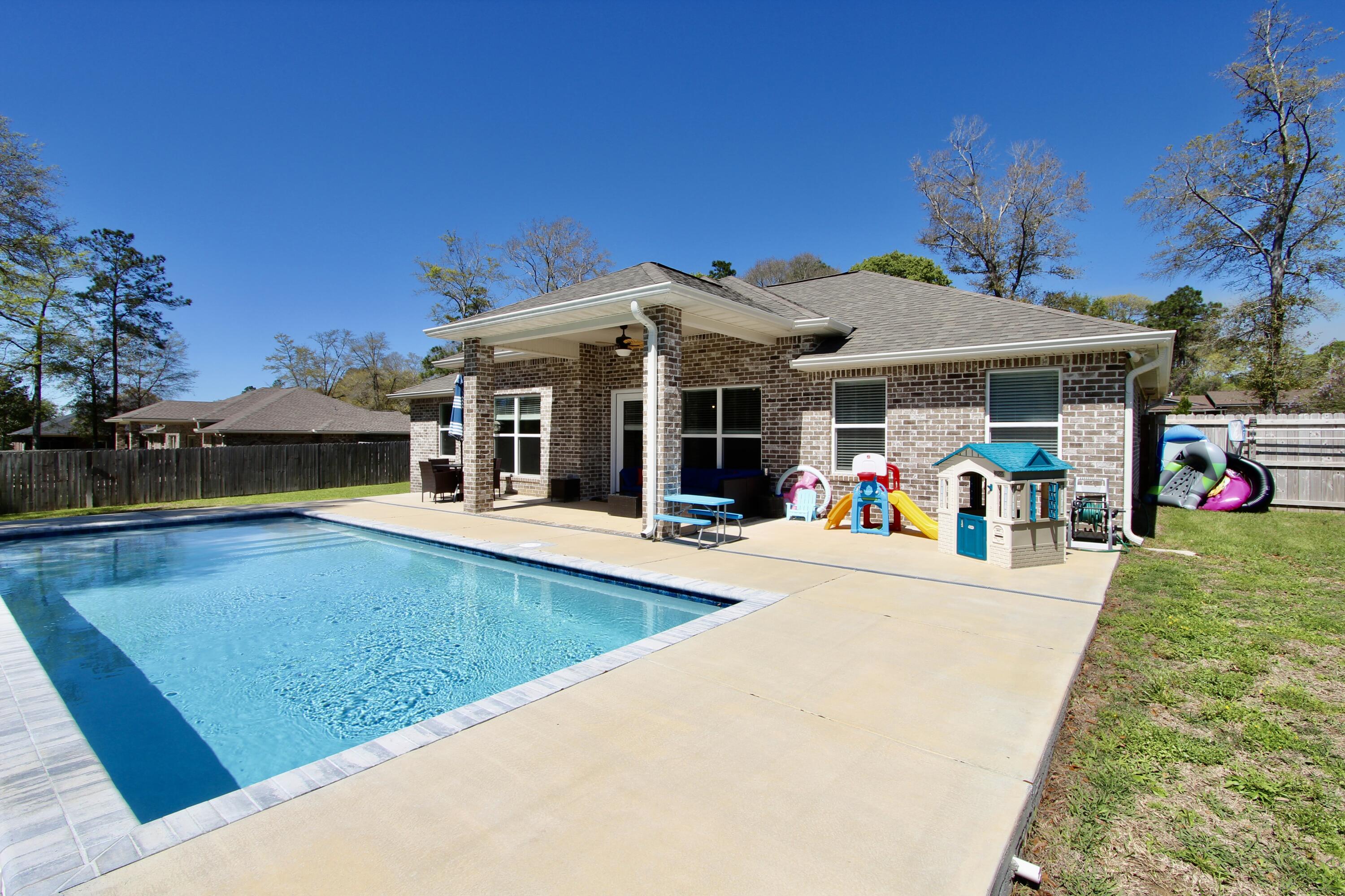 LAKE ARTHUR ESTATES - Residential