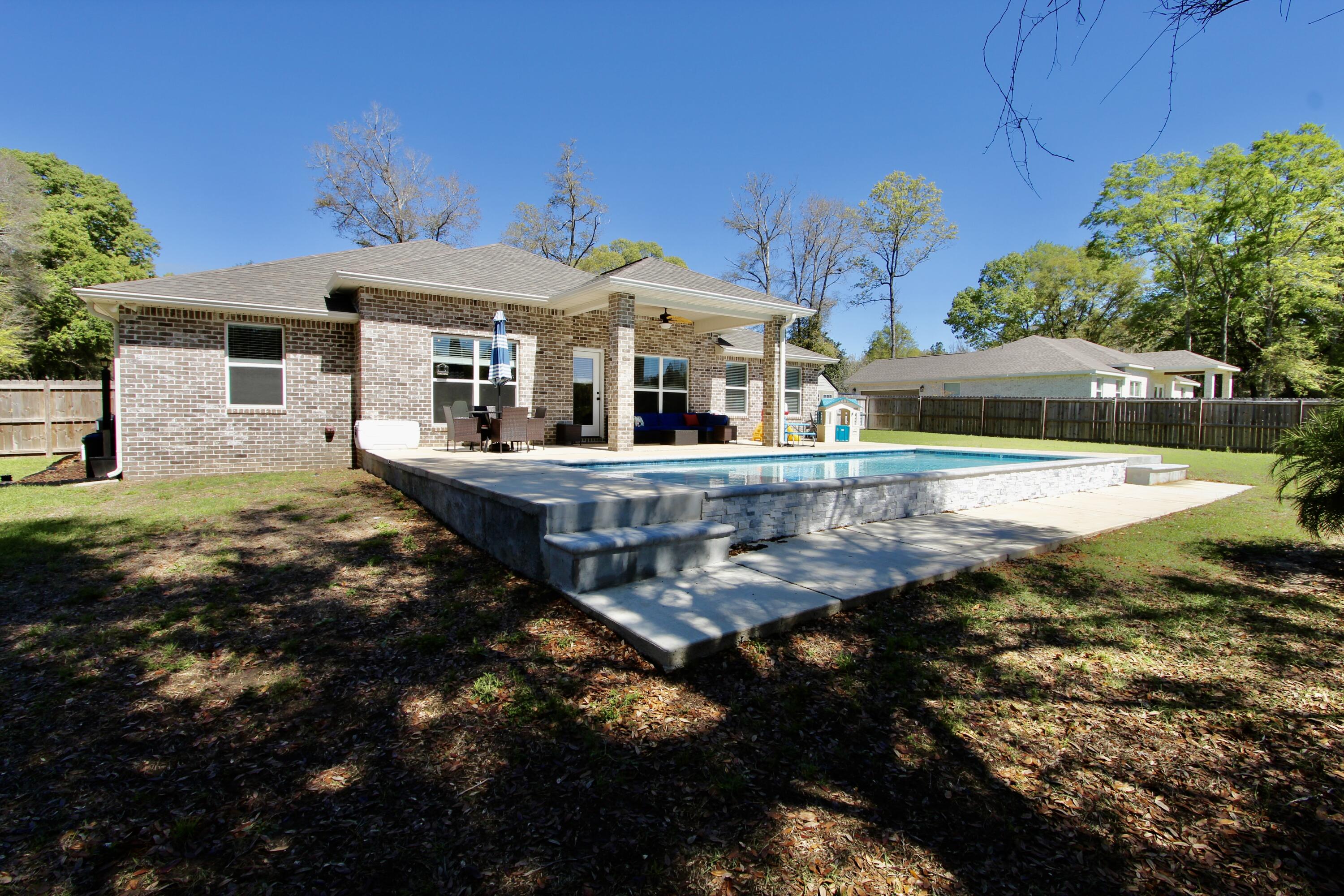 LAKE ARTHUR ESTATES - Residential