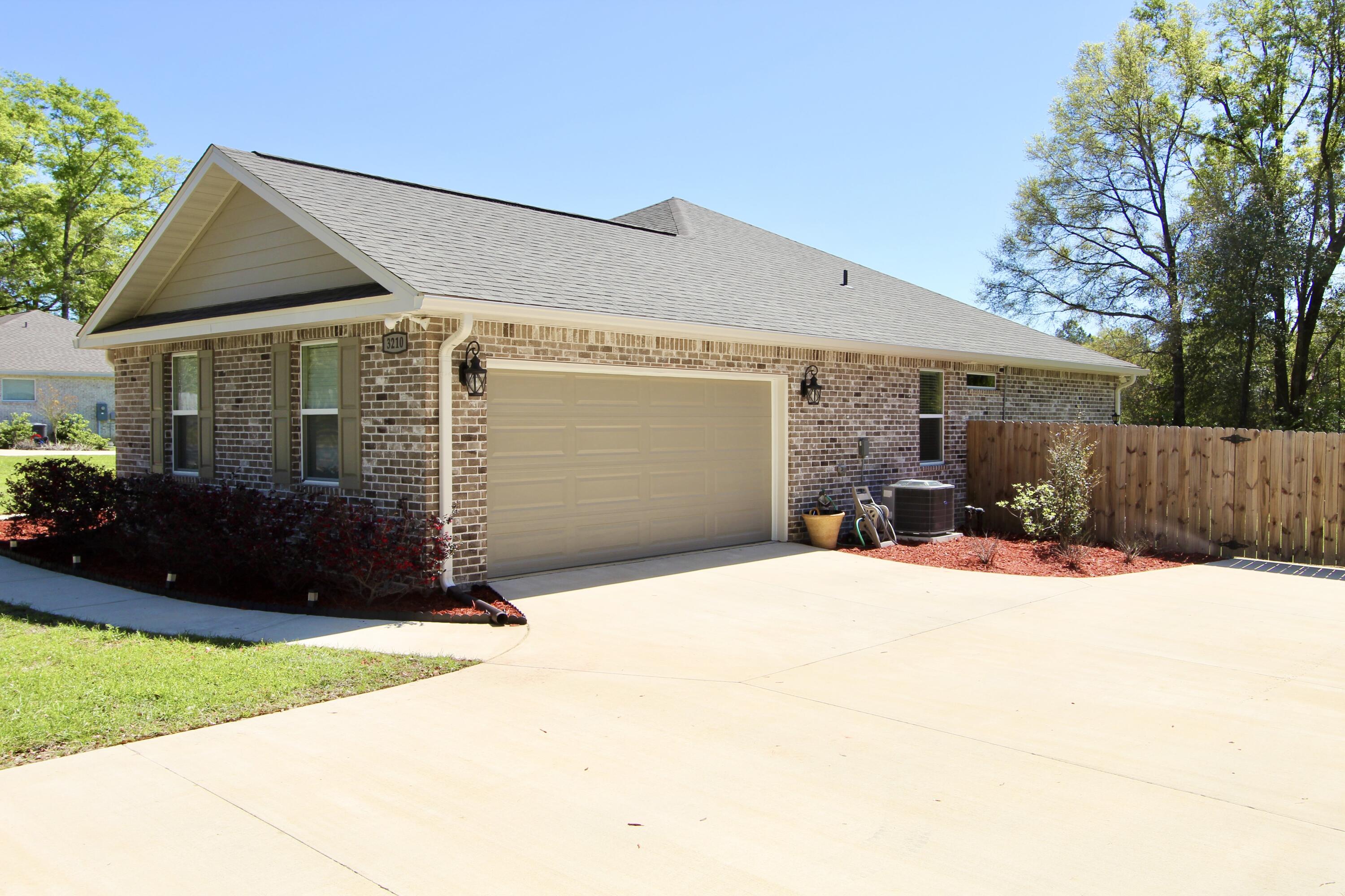 LAKE ARTHUR ESTATES - Residential