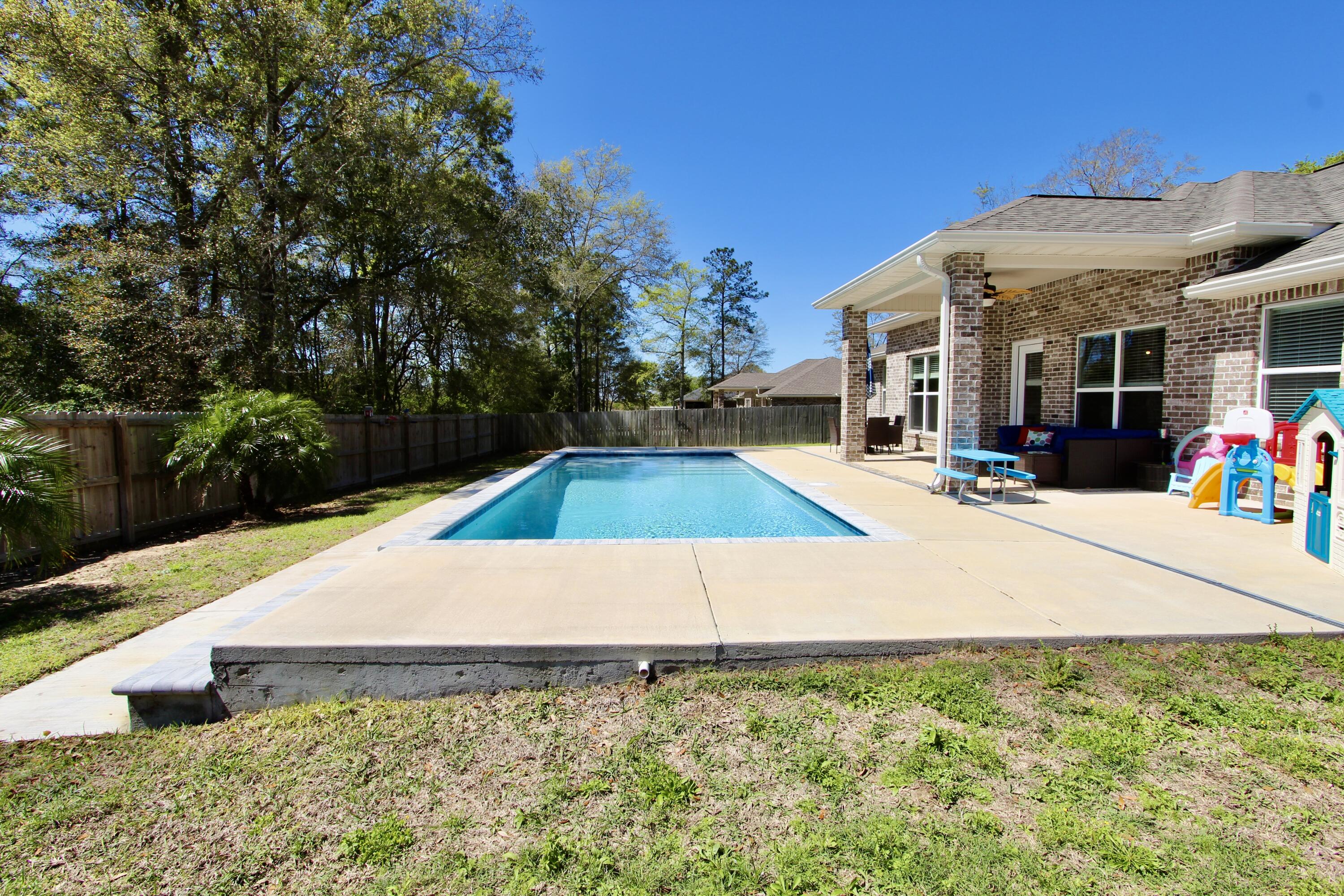 LAKE ARTHUR ESTATES - Residential