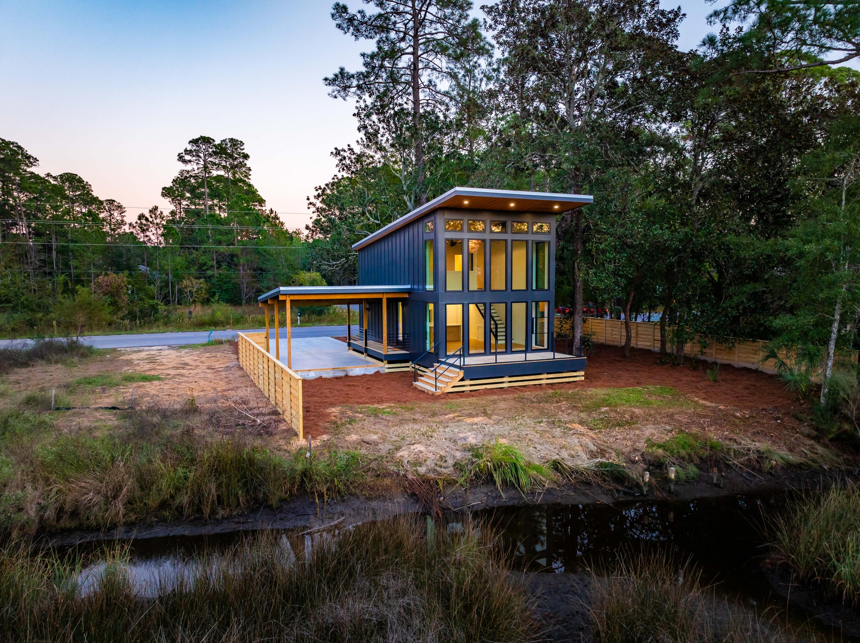 TOWN OF SANTA ROSA - Residential