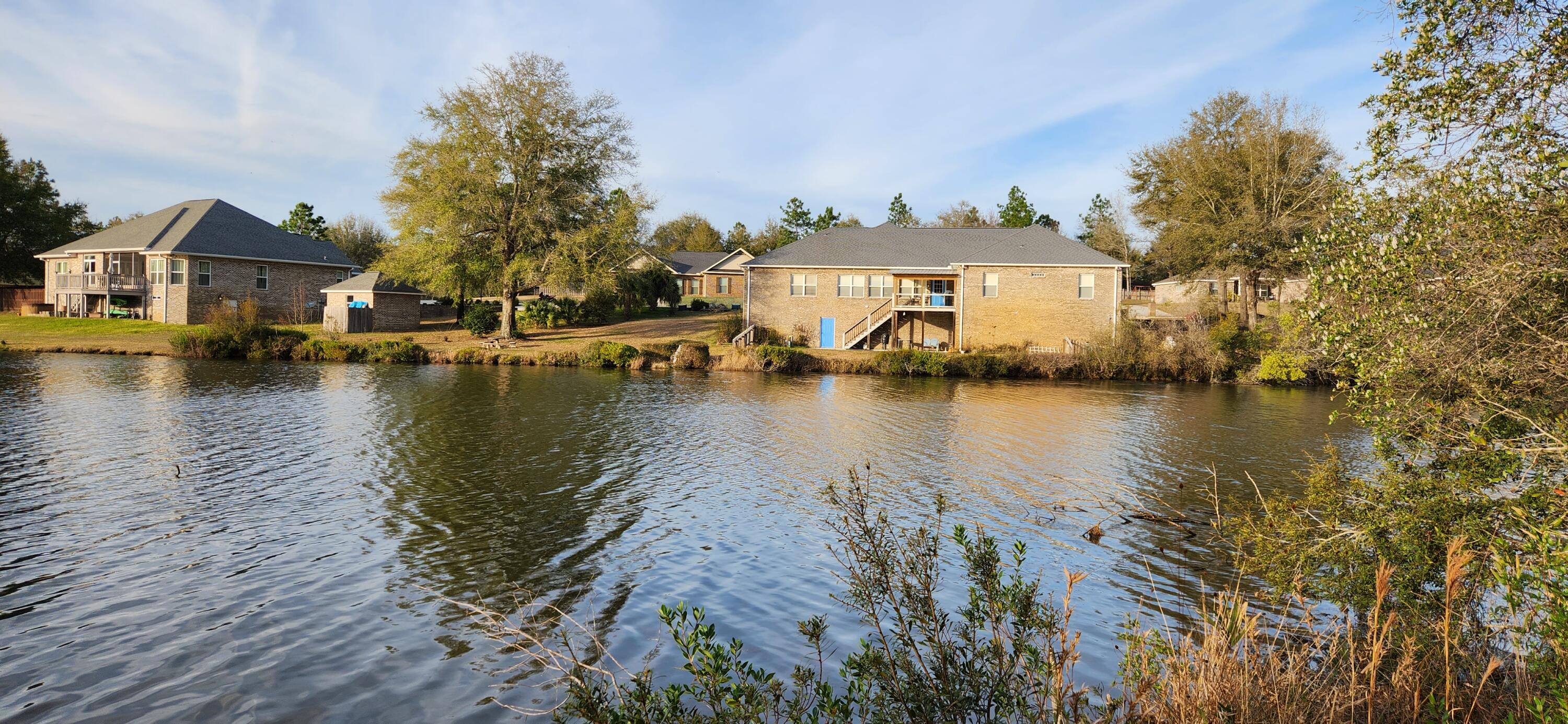 LAKE ARTHUR ESTATES - Land