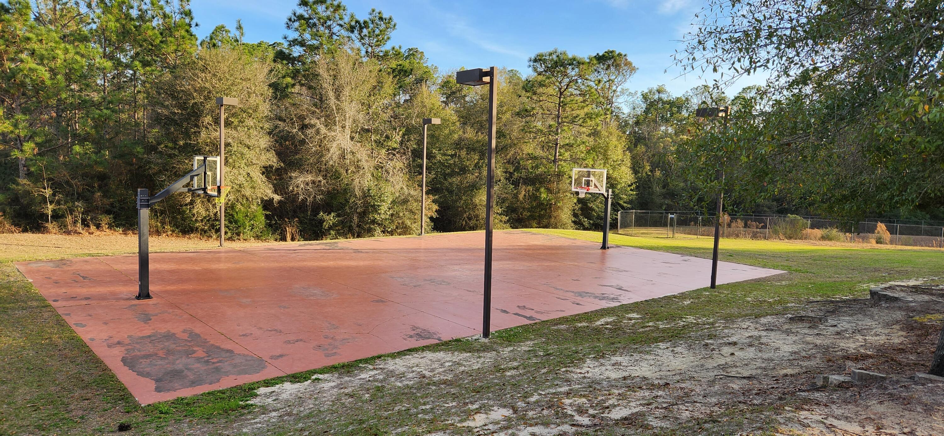 LAKE ARTHUR ESTATES - Land