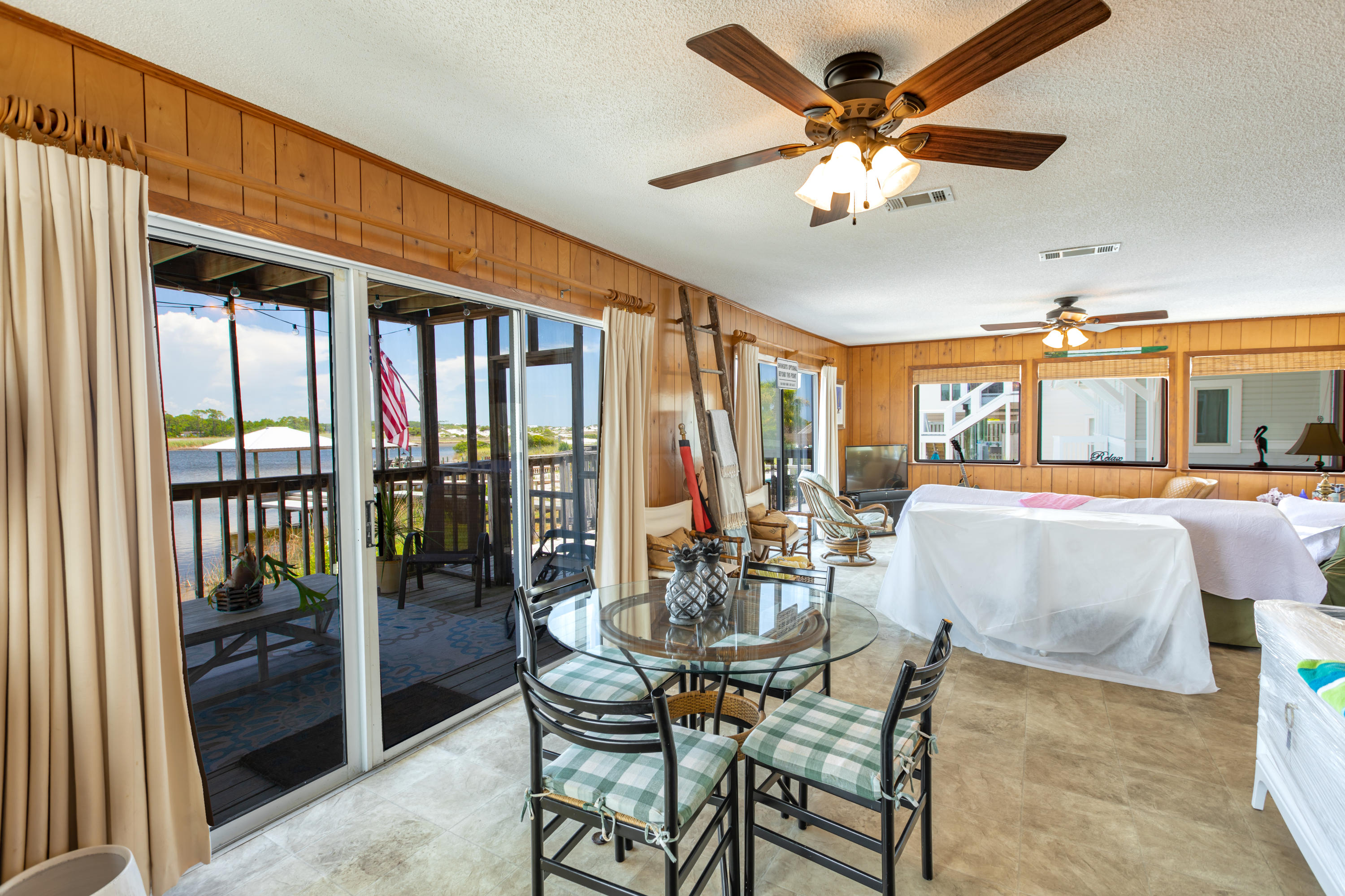 GRAYTON BEACH - Residential