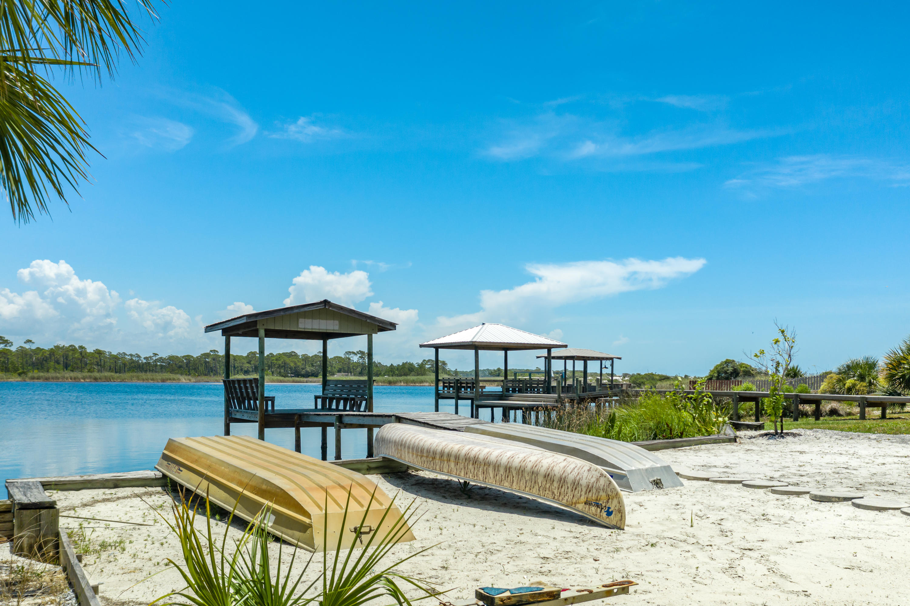 GRAYTON BEACH - Residential