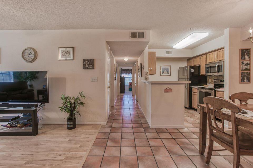 INDIAN LAKE - Residential Lease
