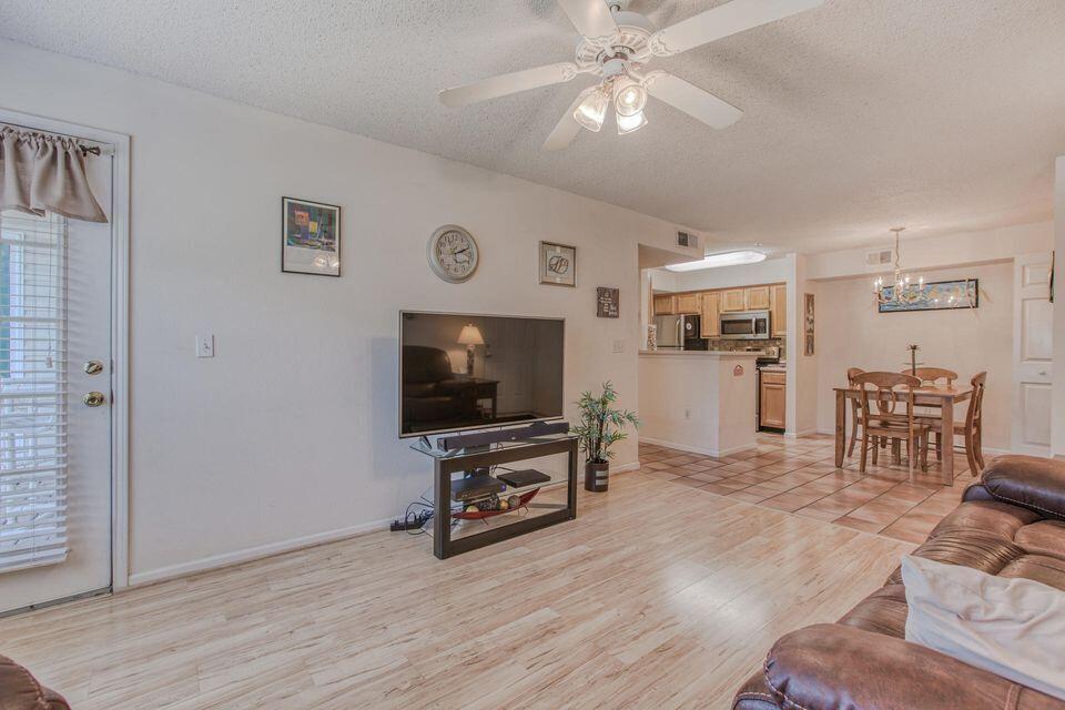 INDIAN LAKE - Residential Lease