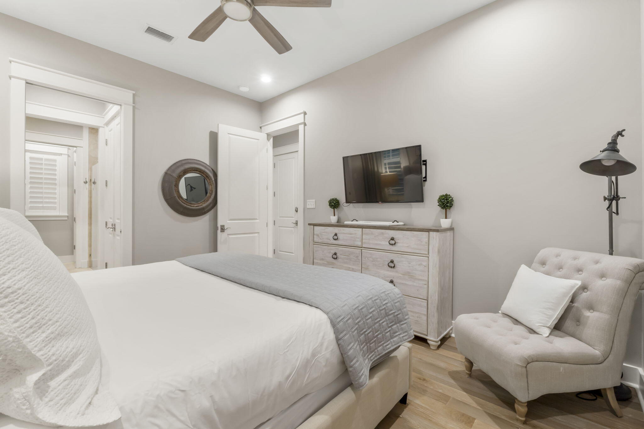 Santa Rosa Beach, Florida 32459, United States, 3 Bedrooms Bedrooms, ,4 BathroomsBathrooms,Residential,Active,48669