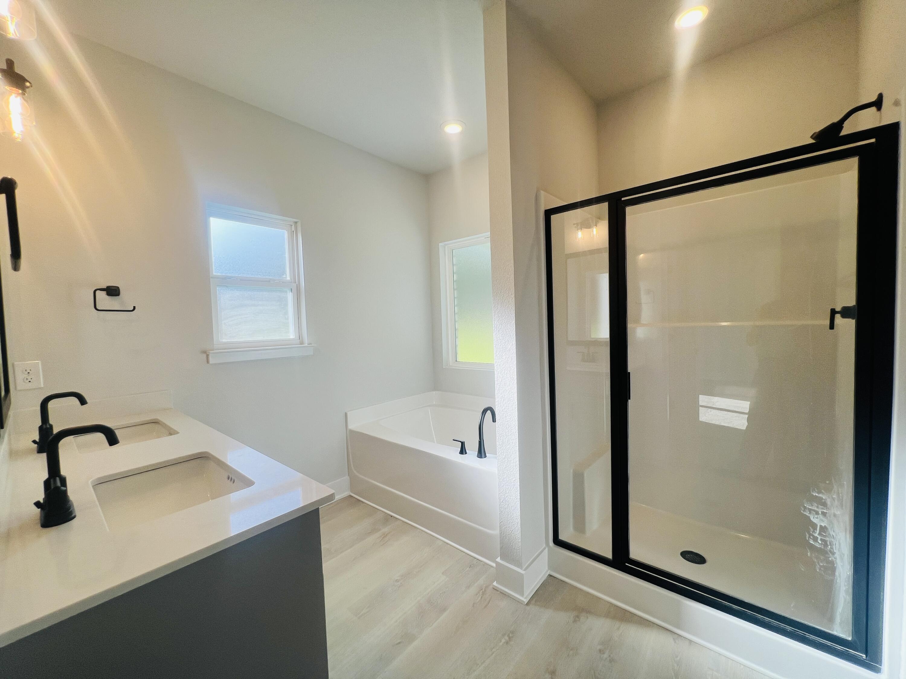 HIDDEN PINES PH 1 - Residential