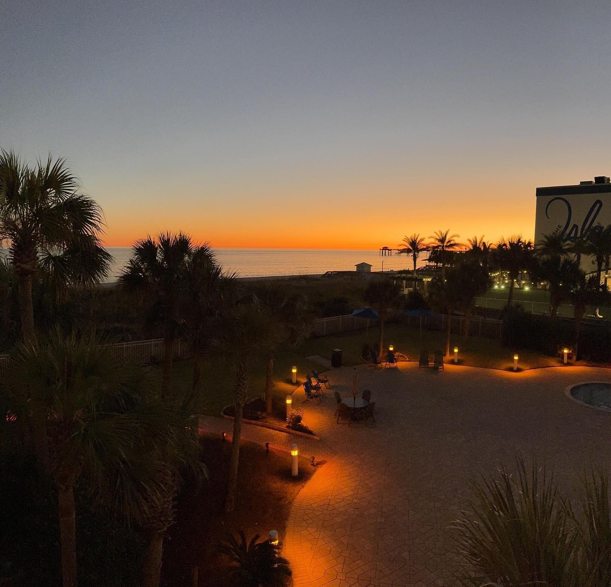 DESTIN WEST BEACH & BAY RESORT-GULFSIDE - Residential