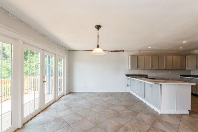 NO RECORDED SUBDIVISION - Residential