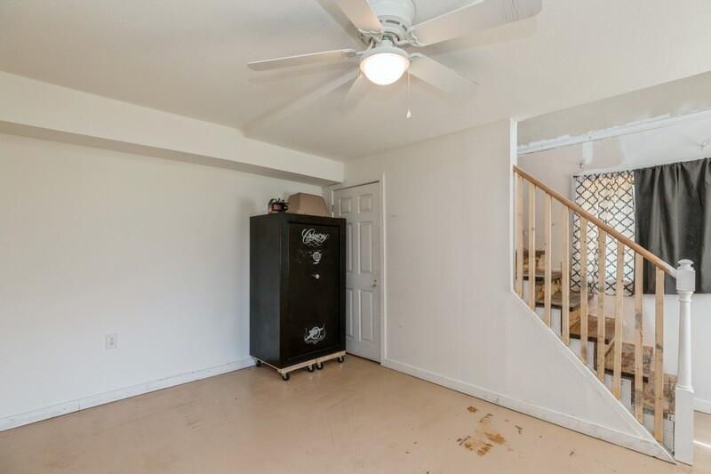 NO RECORDED SUBDIVISION - Residential