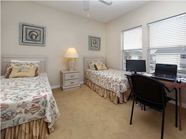 SANDPIPER COVE PH 25 - Residential