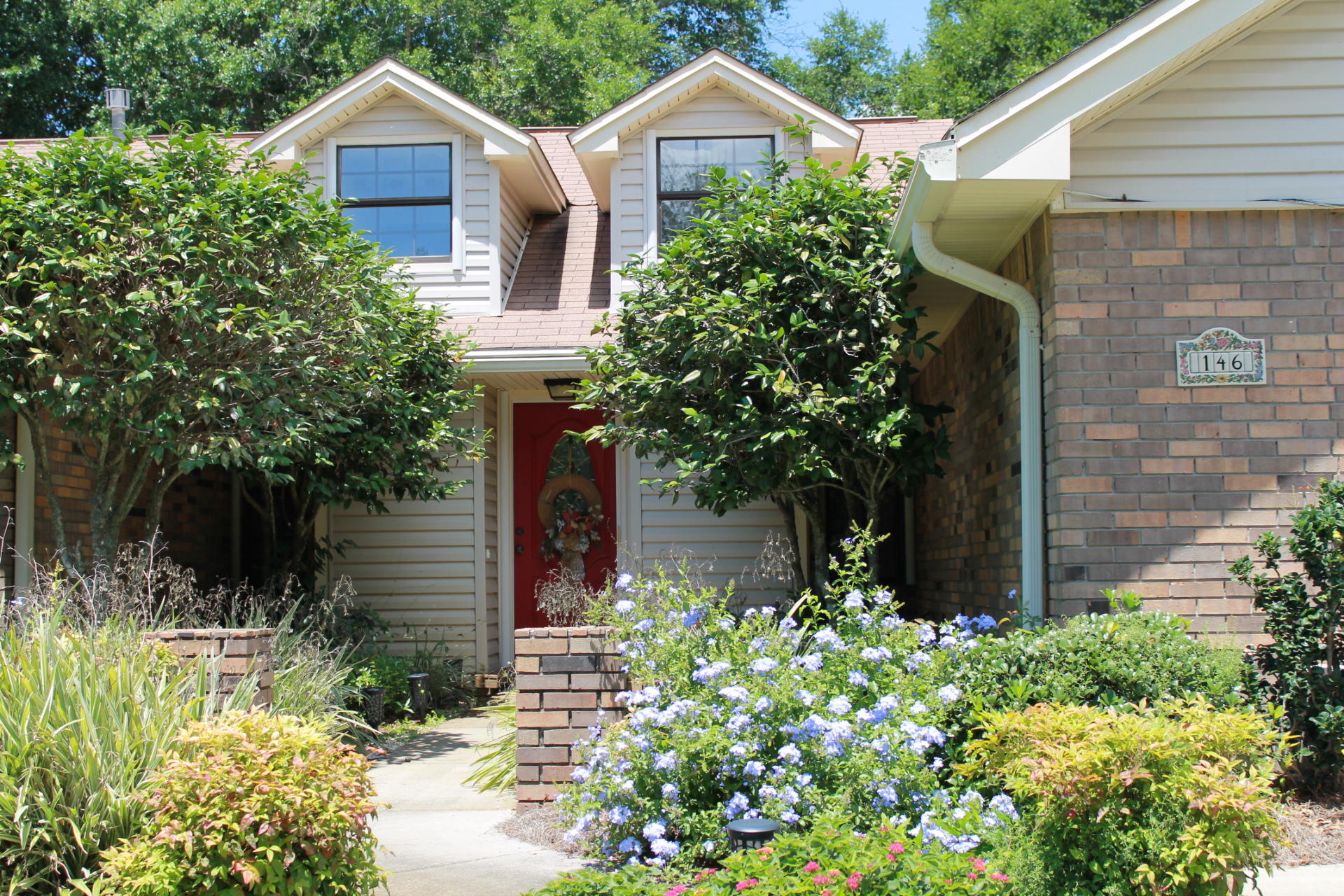 Scottsdale South Lot 9  Block B - Residential