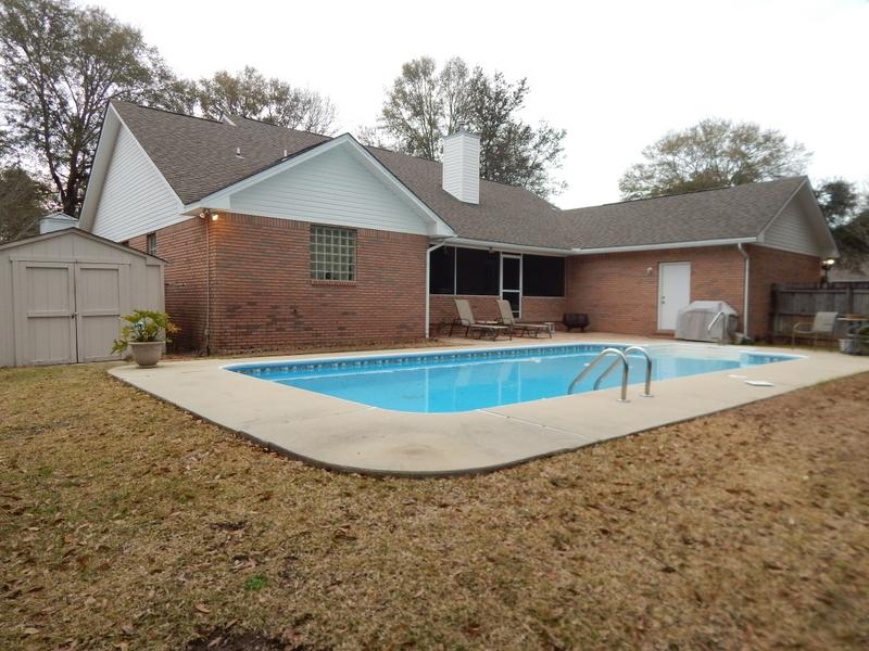 ROYAL OAKS S/D - Residential