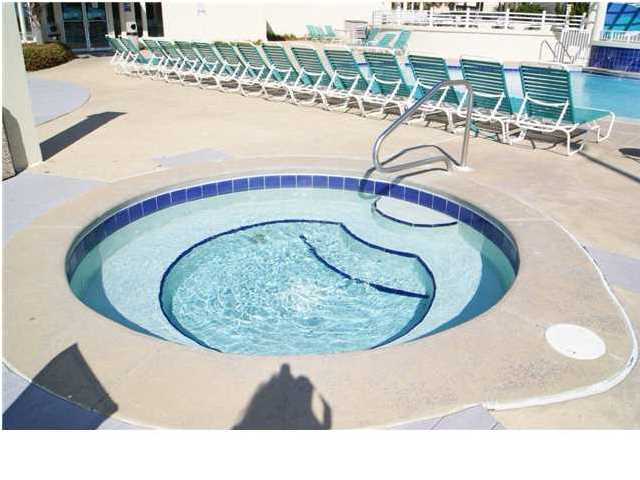 TIDES AT TOPS'L - Residential