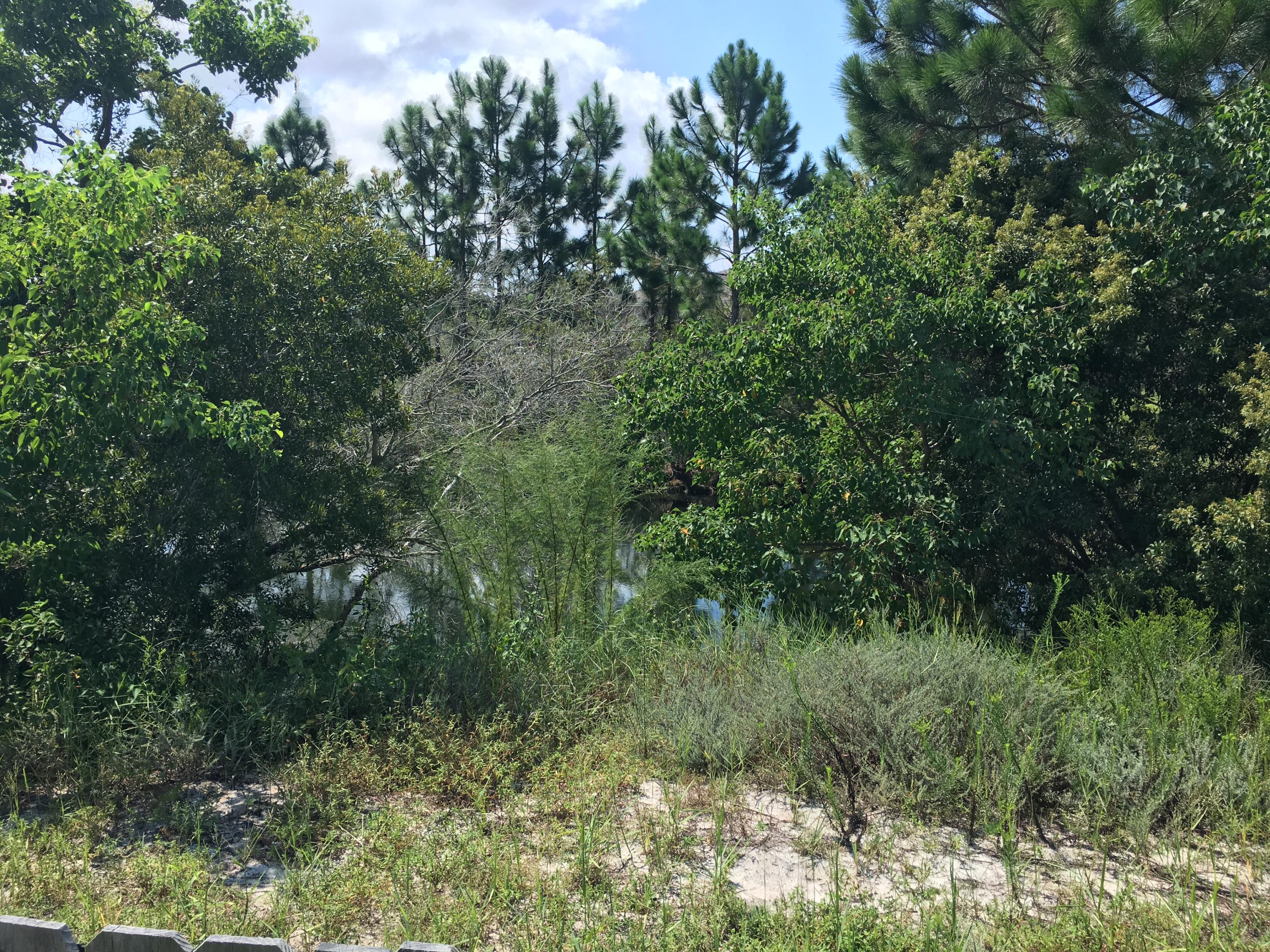 HIDDEN SHORES - Residential