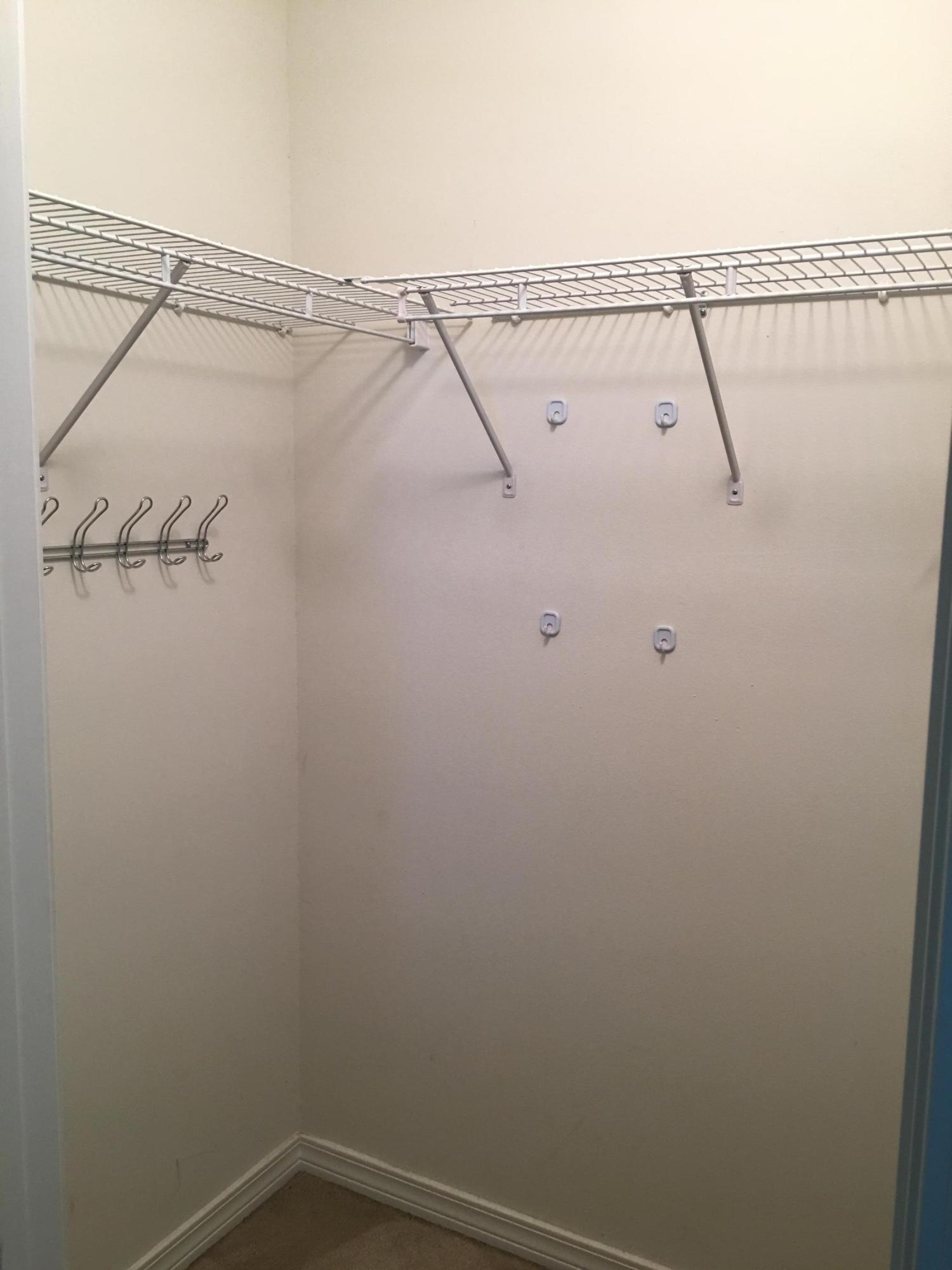 HIDDEN SHORES - Residential