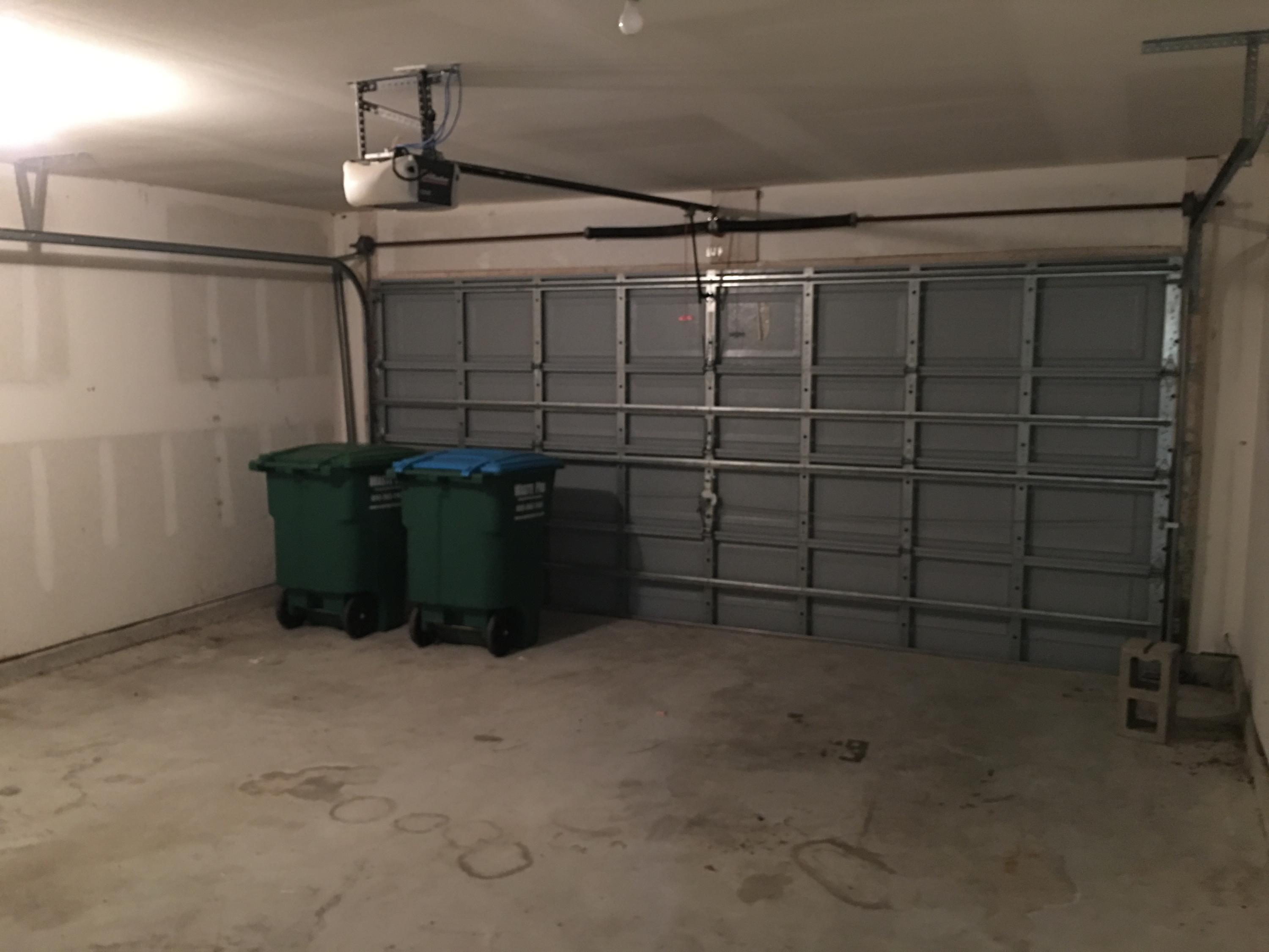 HIDDEN SHORES - Residential