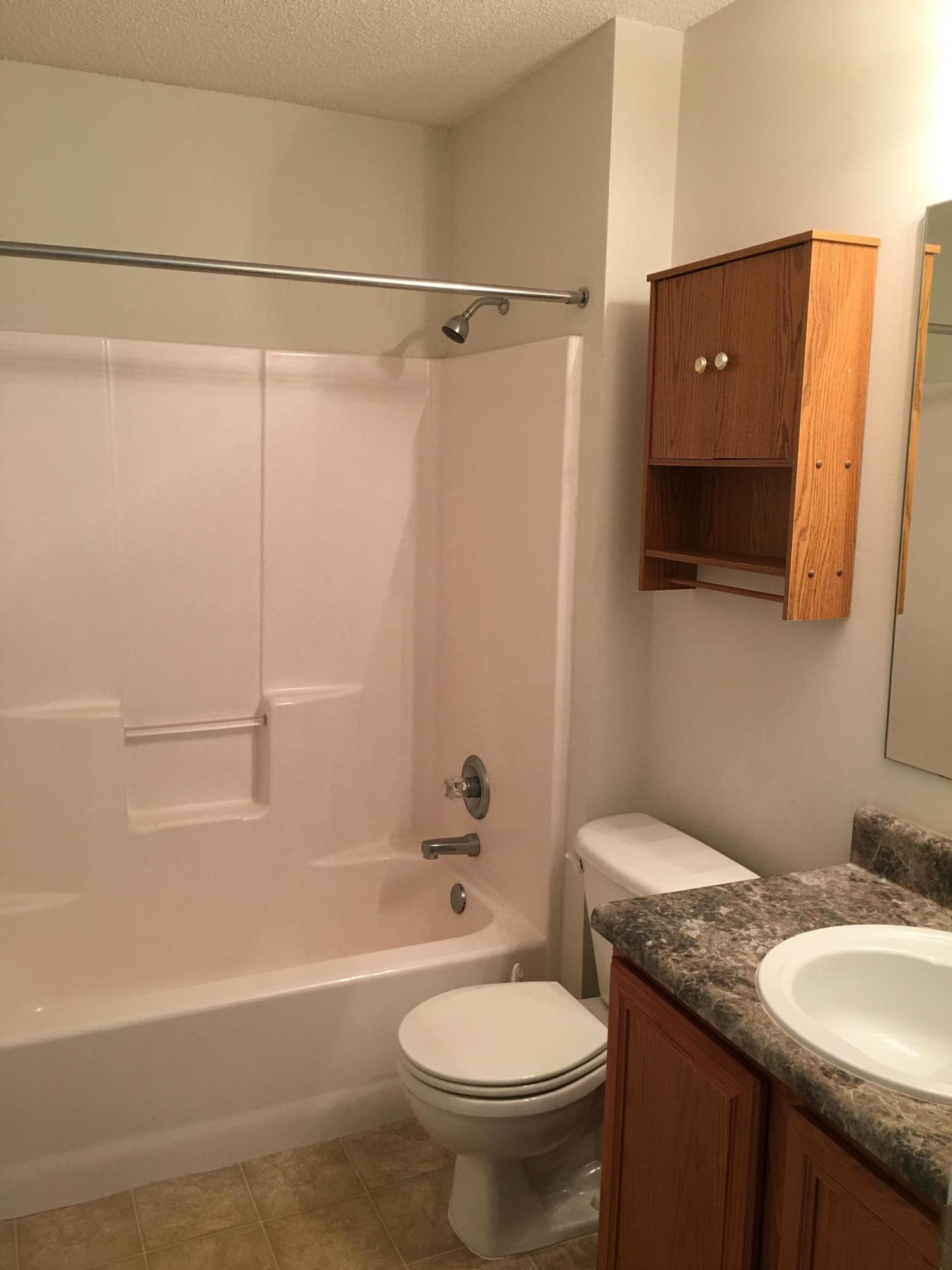 HIDDEN SHORES - Residential