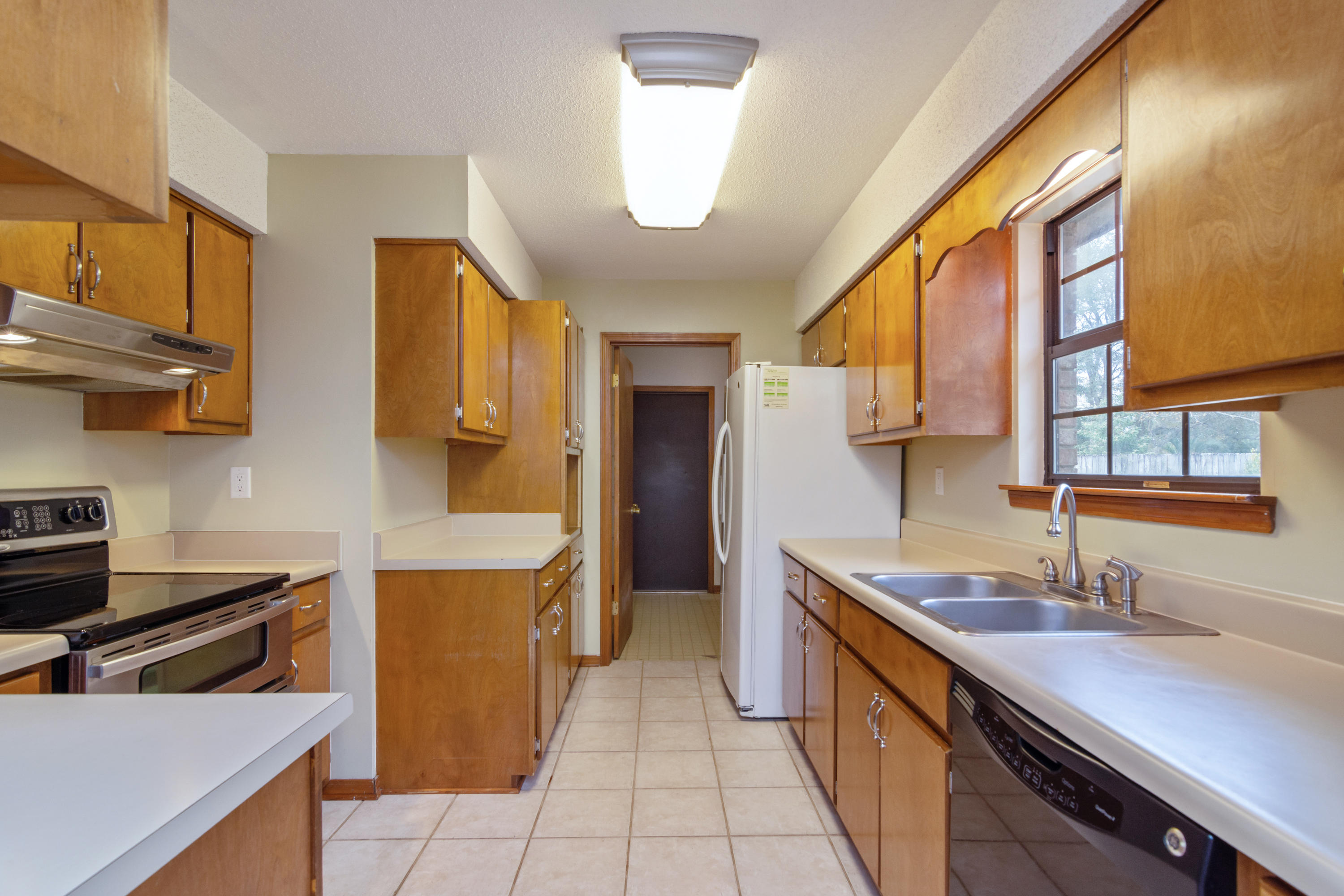 COUNTRYVIEW ESTATES - Residential