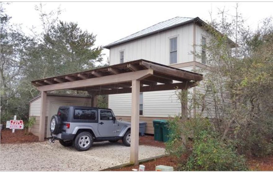 Great two story home in Magnolia Cottages.